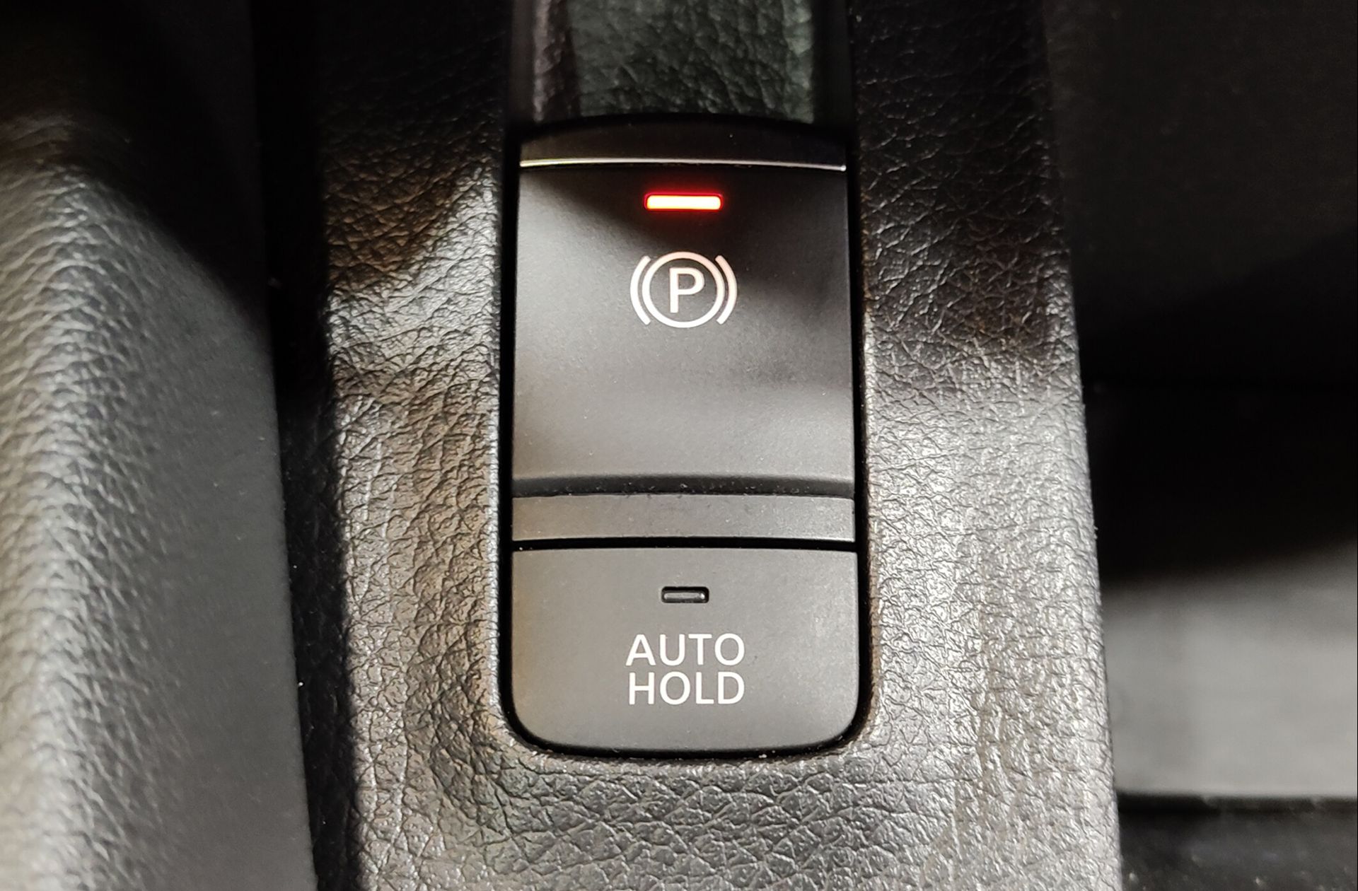 Nissan Qashqai DIG-T 140 N-Connecta - foto 30