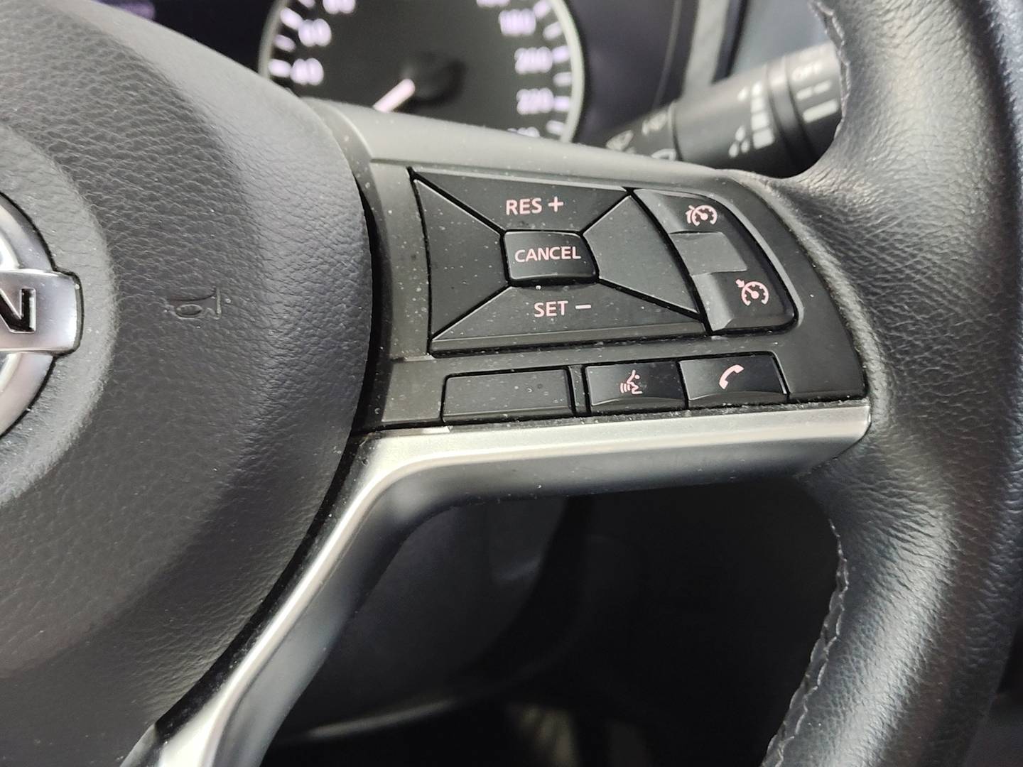 Nissan JUKE Nissan Juke DIG-T N-Connecta 4x2 (114 CV) 114cv
