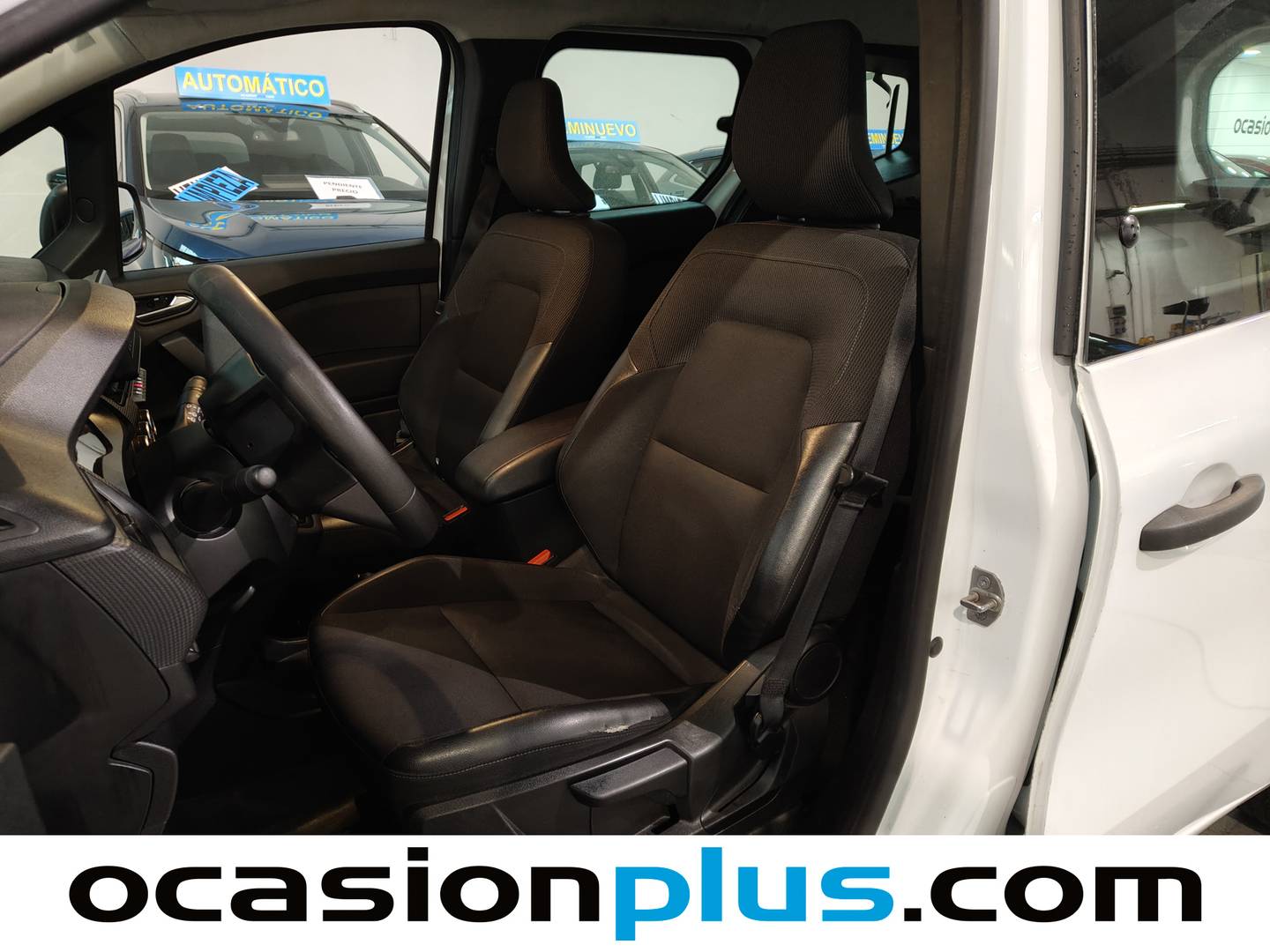 Foto Renault Kangoo Combi Renault Kangoo Combi 1.5 Blue dci Authentic (75 CV)