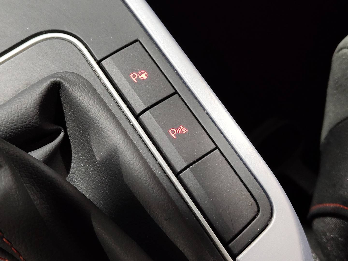 Foto Seat Arona SEAT Arona 1.5 TSI S&S FR XL DSG (150 CV)