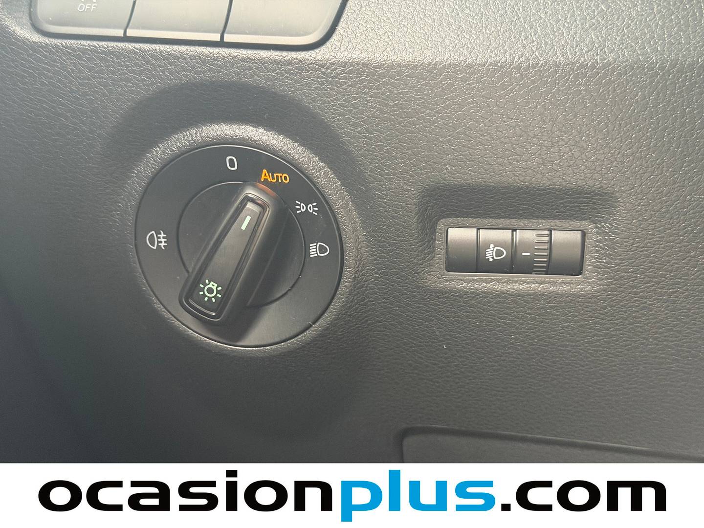 Equipamiento del Skoda Fabia Skoda Fabia 1.0 TSI Ambition (95 CV)