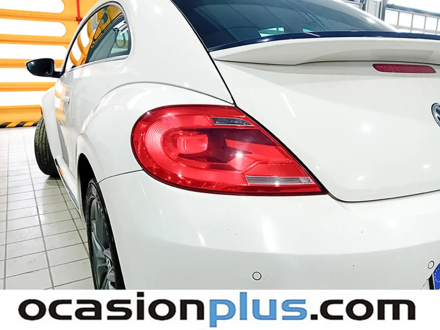 Foto Volkswagen Beetle Volkswagen Beetle 2.0 TDI Design DSG (140 CV)