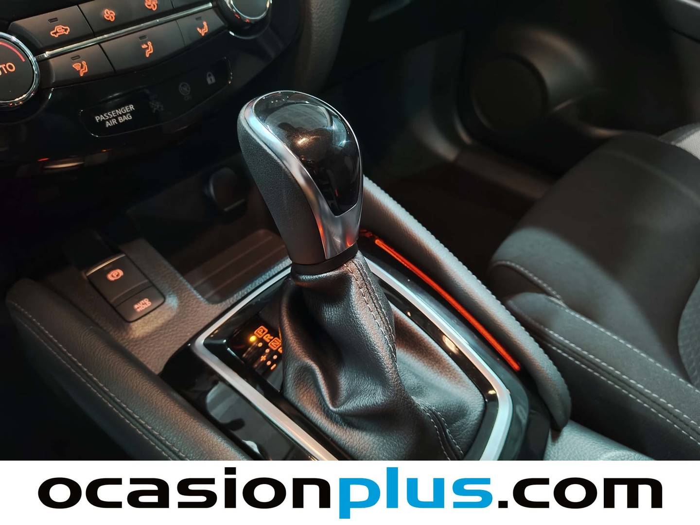 Foto Nissan QASHQAI Nissan Qashqai N-Connecta 4x2 DCT (160 CV)