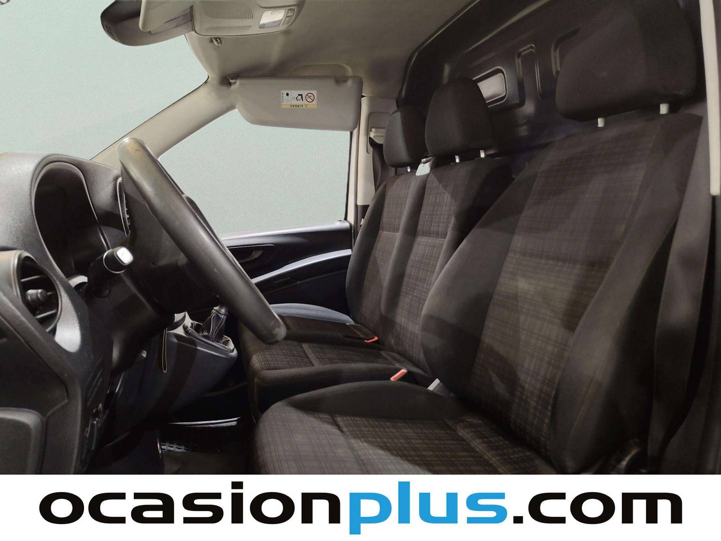 Foto asientos delanteros Mercedes Vito Mercedes Vito Furgon 109 CDI Compacta (88 CV)