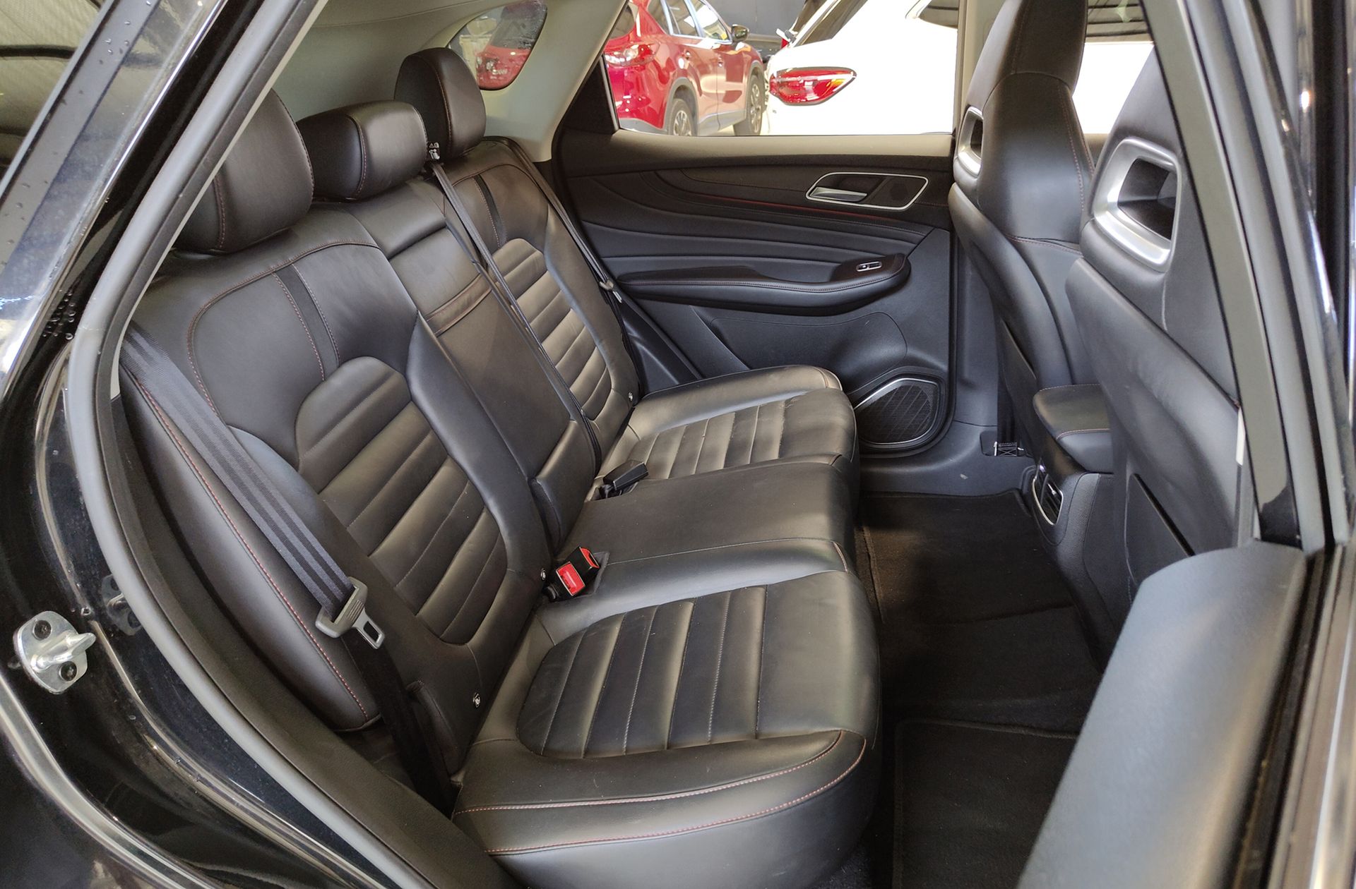 MG HS 1.5 Turbo GDI Luxury - foto 20