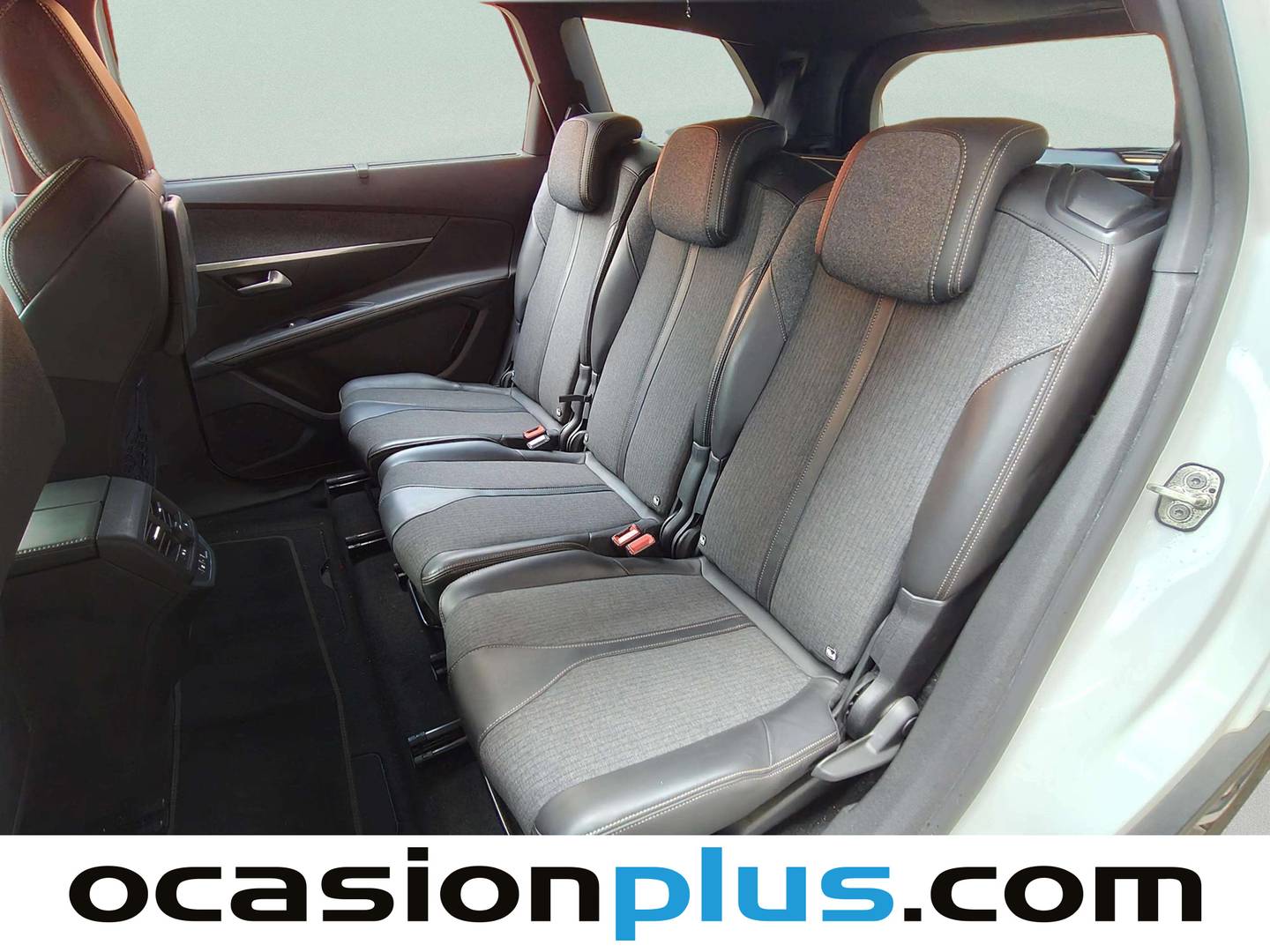 Foto asientos traseros Peugeot 5008 Peugeot 5008 BlueHDi 180 S&S GT EAT8 (180 CV) 7 Plazas