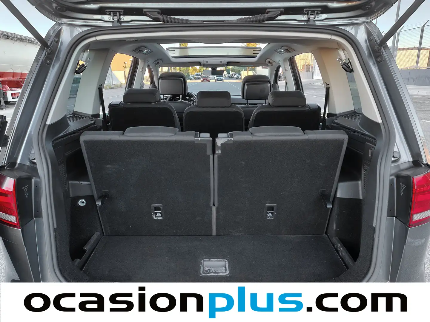 Foto Volkswagen Touran Volkswagen Touran 2.0 TDI BMT (150 CV) DSG 7 Plazas