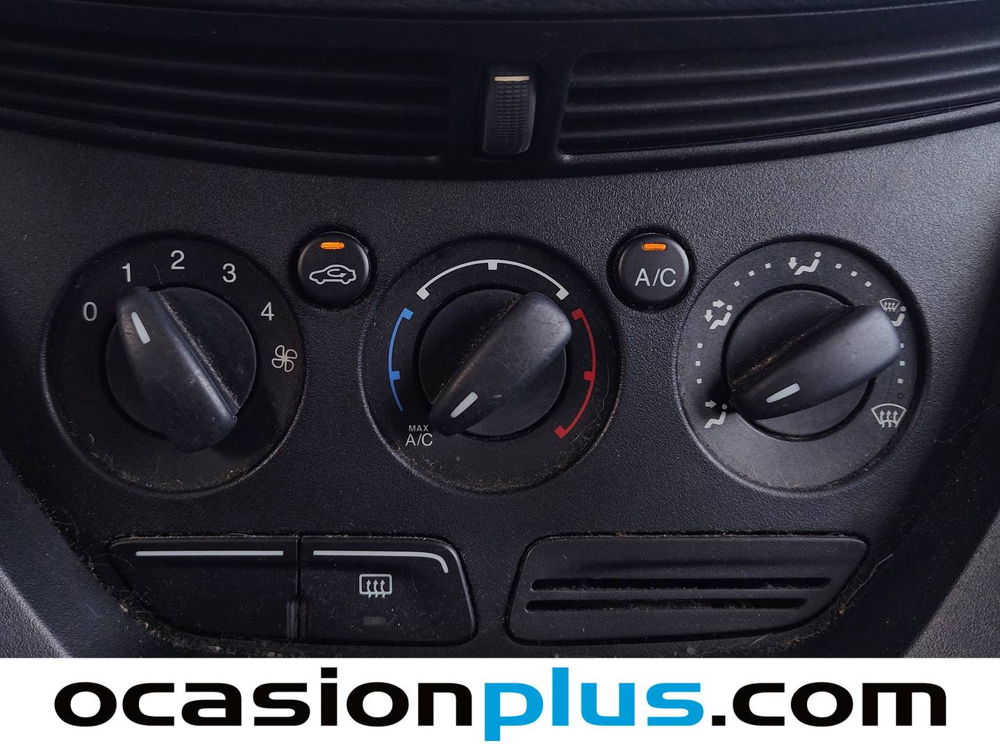 Extras y acabados del Ford C-Max Ford C-Max 1.6 TDCI Trend (95 CV)