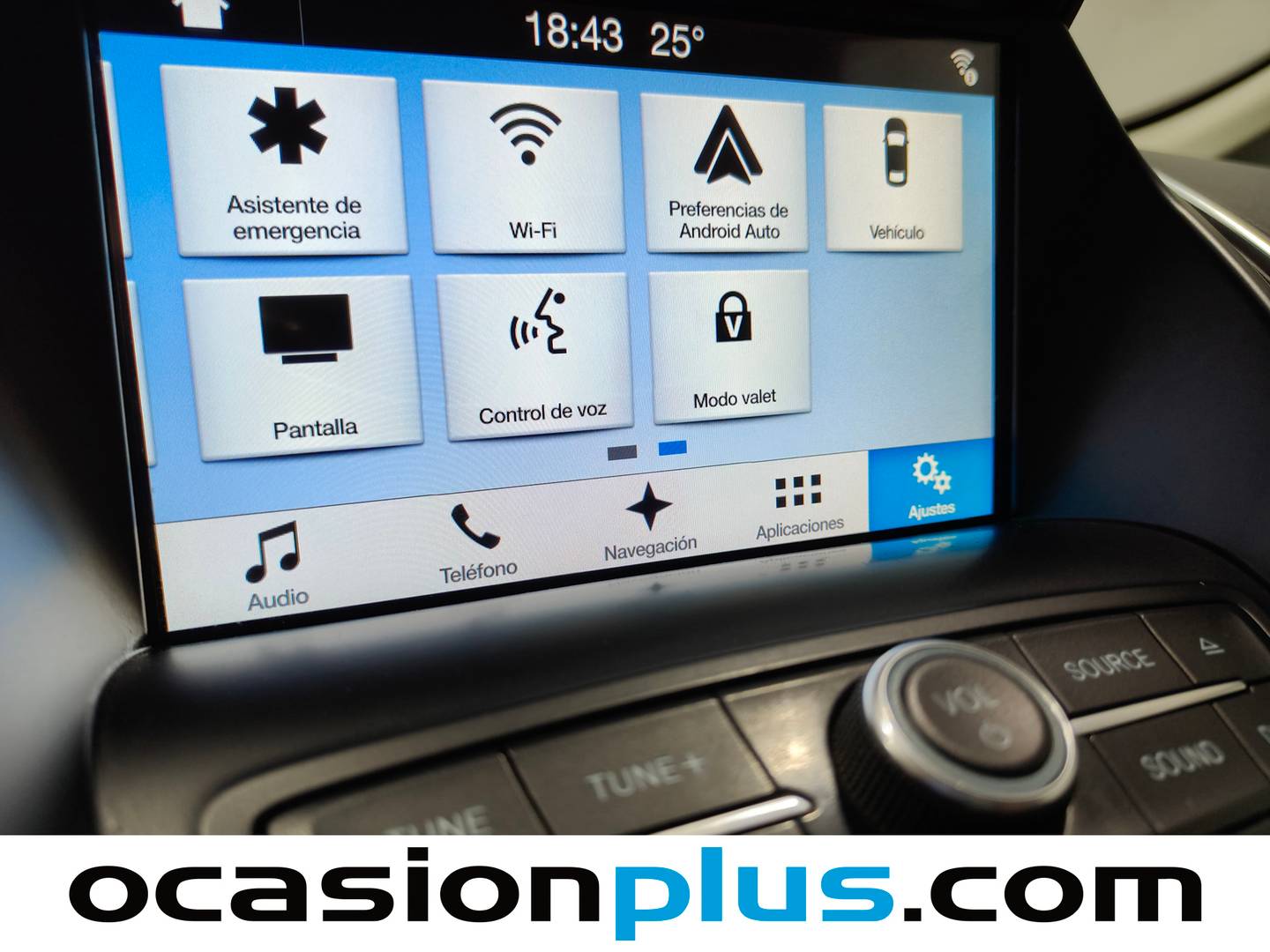 Extras y acabados del Ford Grand C-Max Ford Grand C-Max 1.5 TDCI Titanium (120 CV)