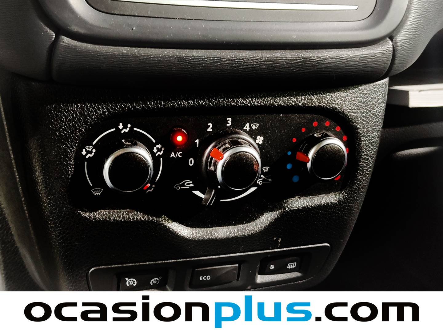 Extras y acabados del Dacia Dokker Dacia Dokker Essential 1.6 ECO-G (109 CV)