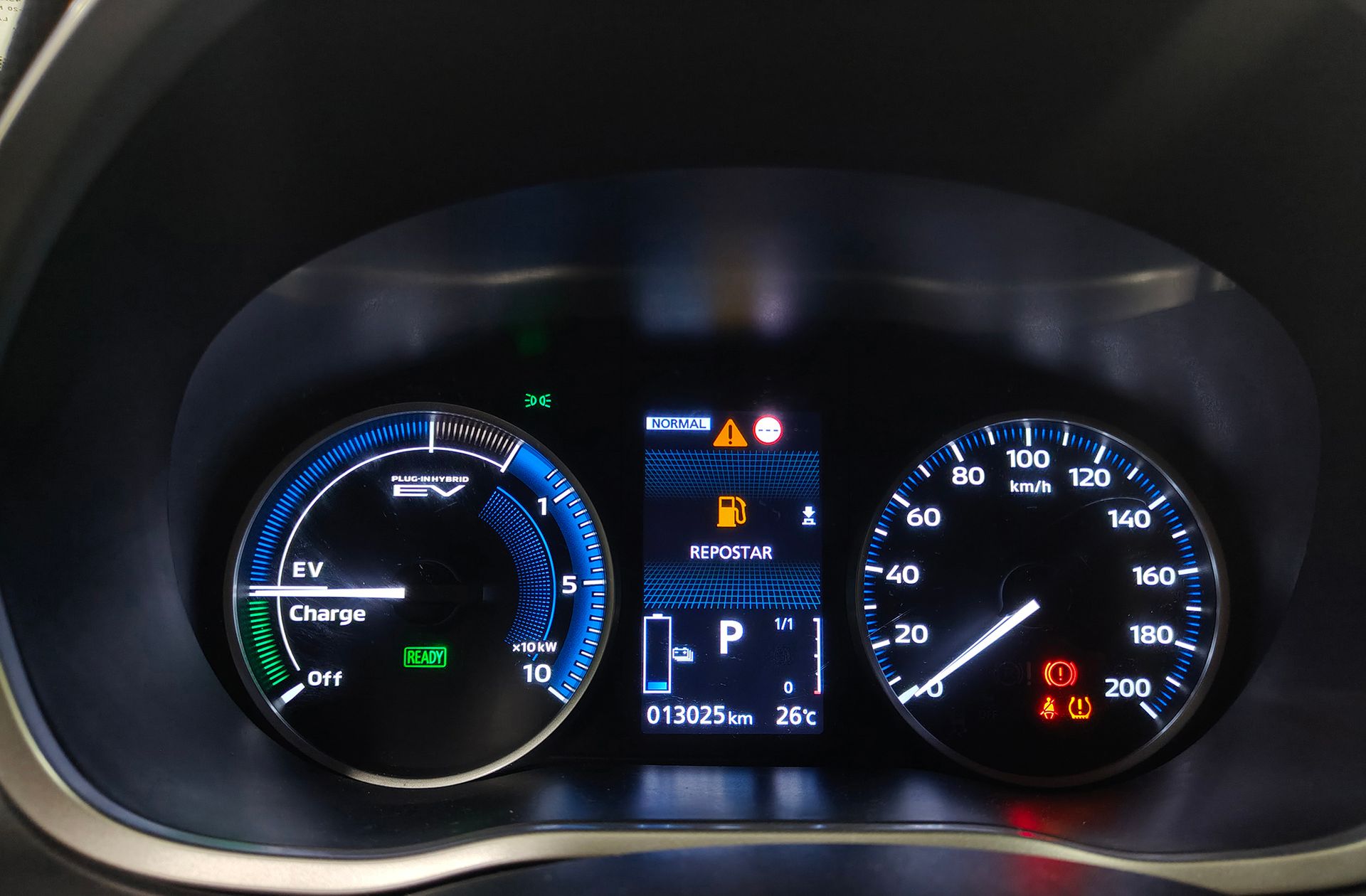 Mitsubishi Eclipse Cross 2.4 PHEV Kaiteki 4WD - foto 27