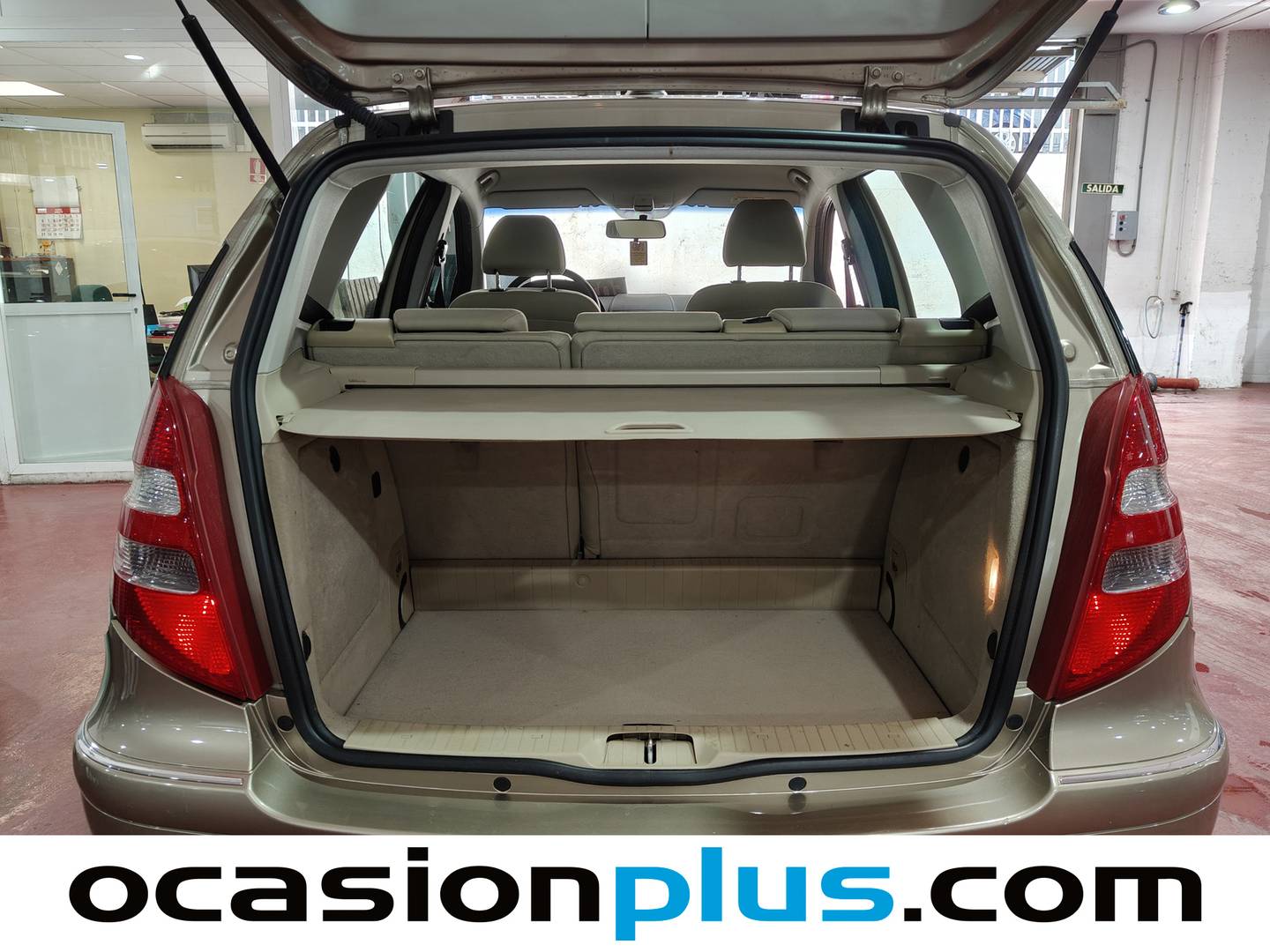 Fotos maletero Mercedes Clase A Mercedes Clase A 150 Elegance (95 CV)