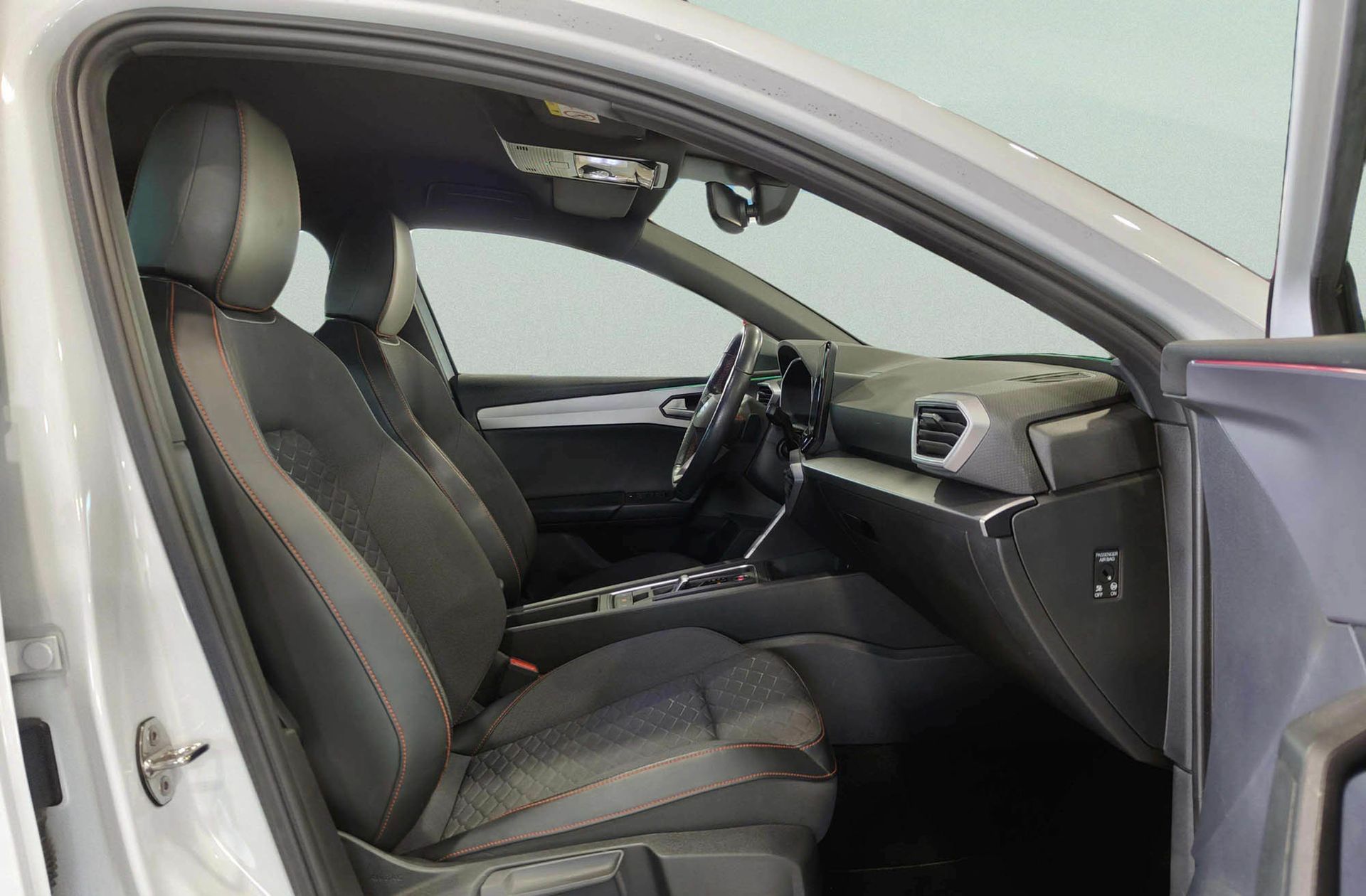 SEAT León ST 2.0 TDI FR Go L DSG - foto 22
