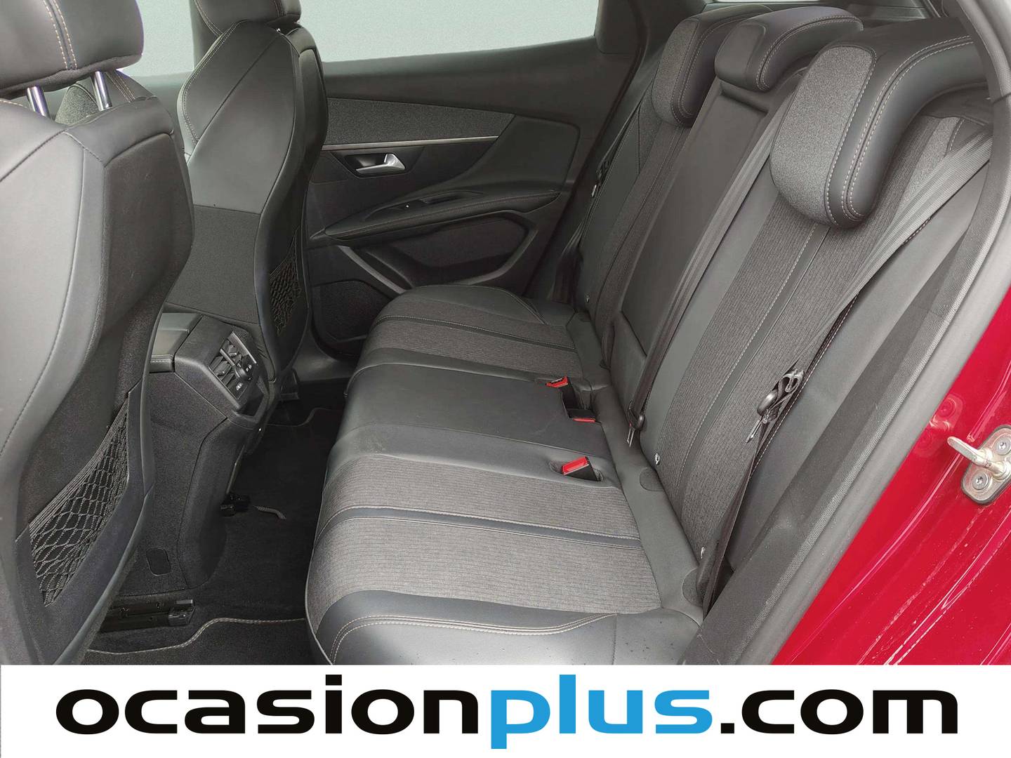 Foto asientos traseros Peugeot 3008 Peugeot 3008 BlueHDI 130 S&S GT Line (130 CV)