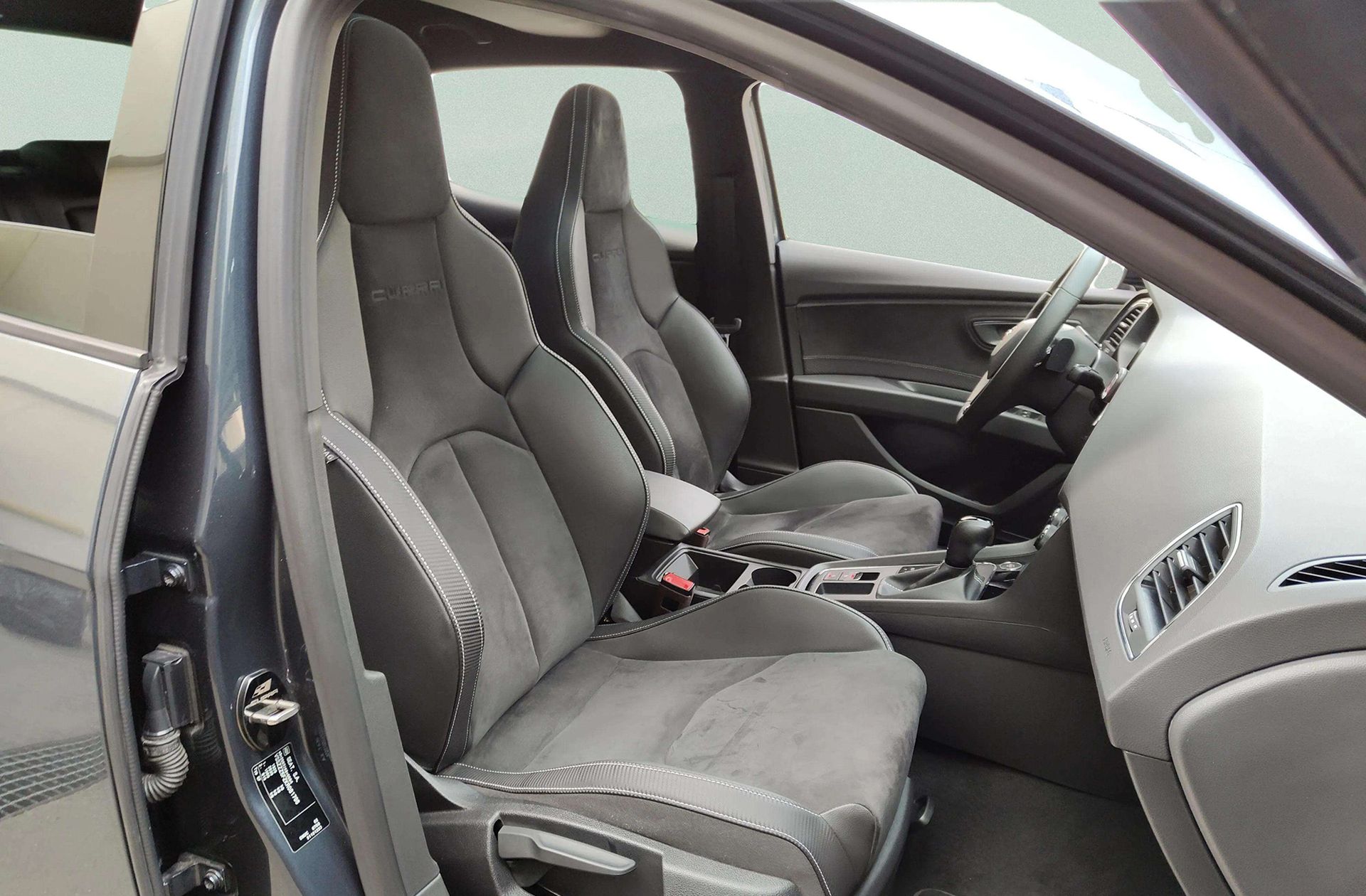SEAT León 2.0 TSI Cupra DSG - foto 21