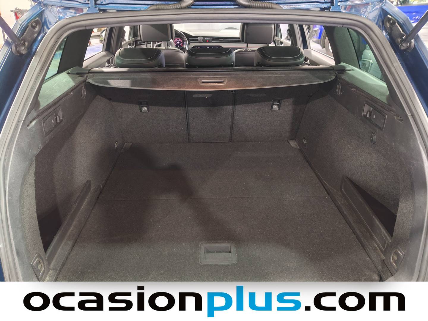 Fotos maletero Volkswagen Passat Volkswagen Passat Variant Variant R-Line 2.0 TDI (150 CV) DSG R-Line