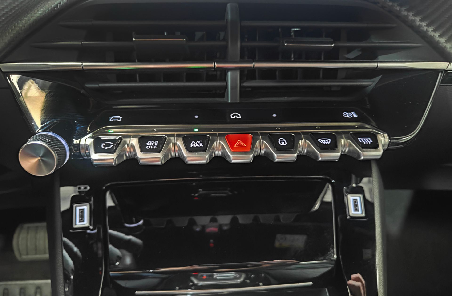 Peugeot 2008 Allure Hybrid eDCS6 - foto 33