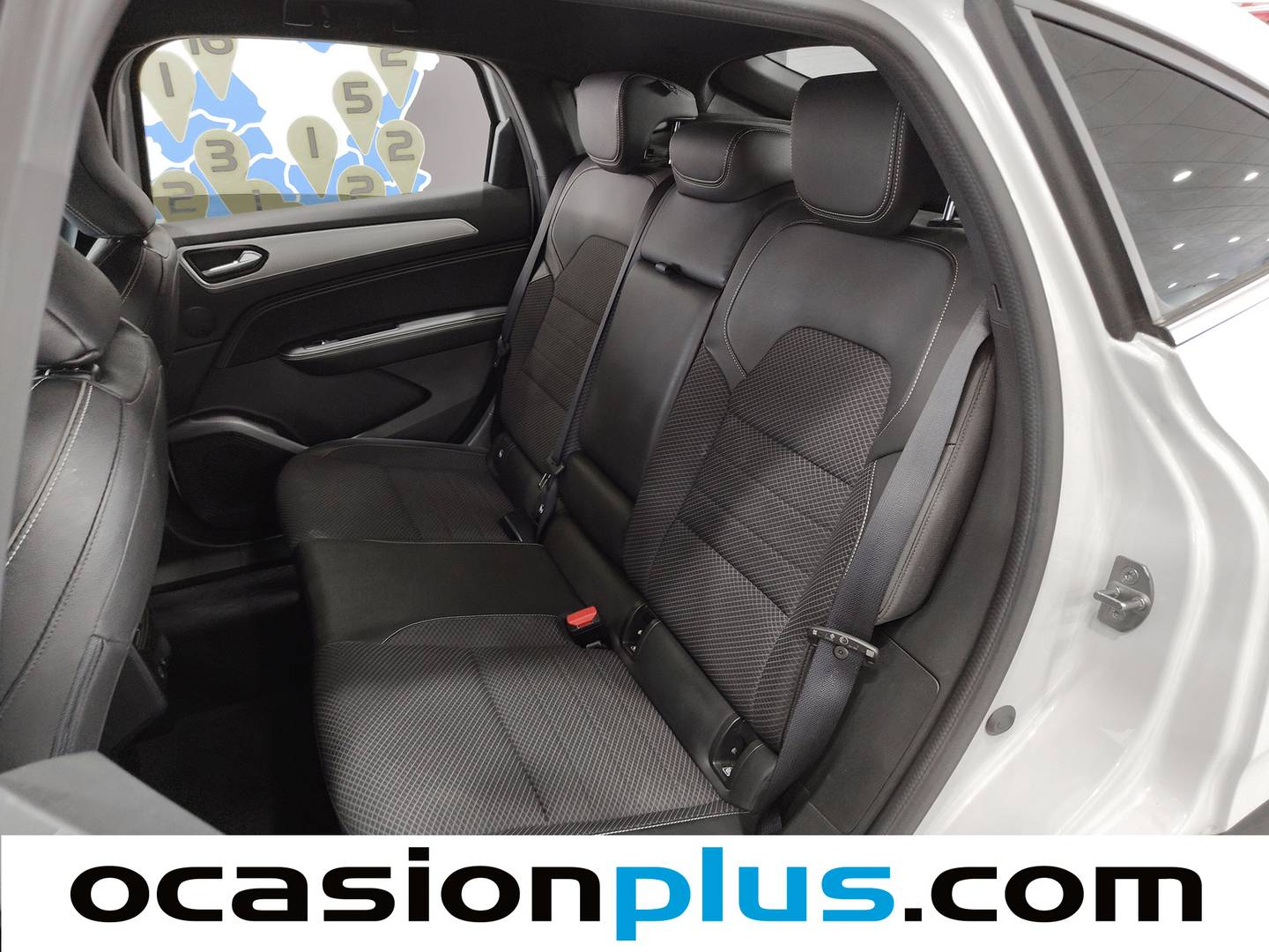 Foto asientos traseros Renault Arkana Renault Arkana Techno TCe 140 Mild hybrid EDC (140 CV)