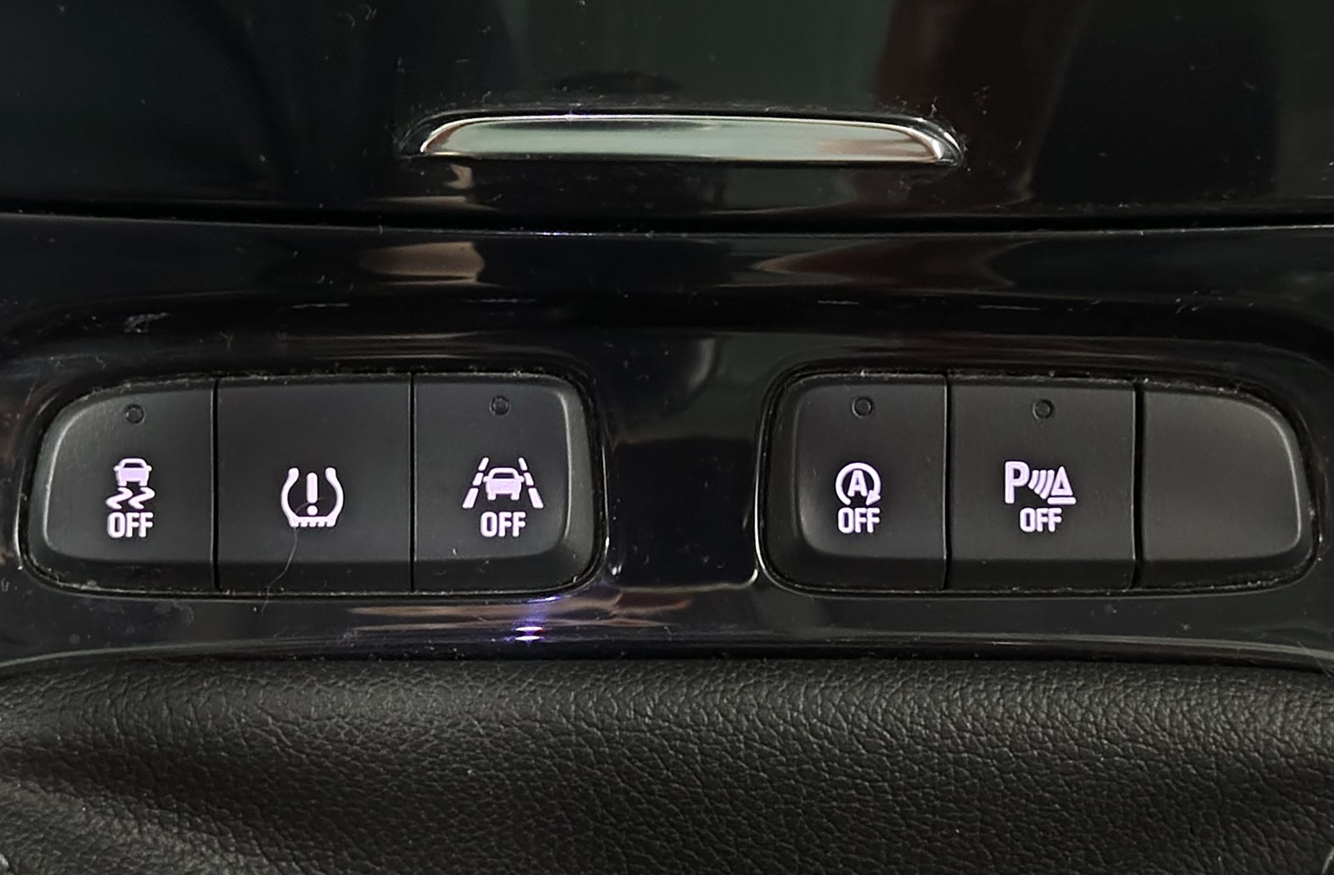 Opel Grandland 1.6 CDTi Excellence - foto 12