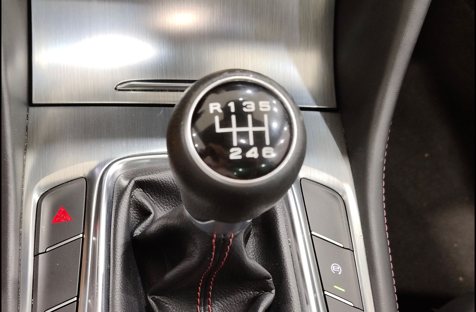 MG HS 1.5 Turbo GDI Luxury - foto 5
