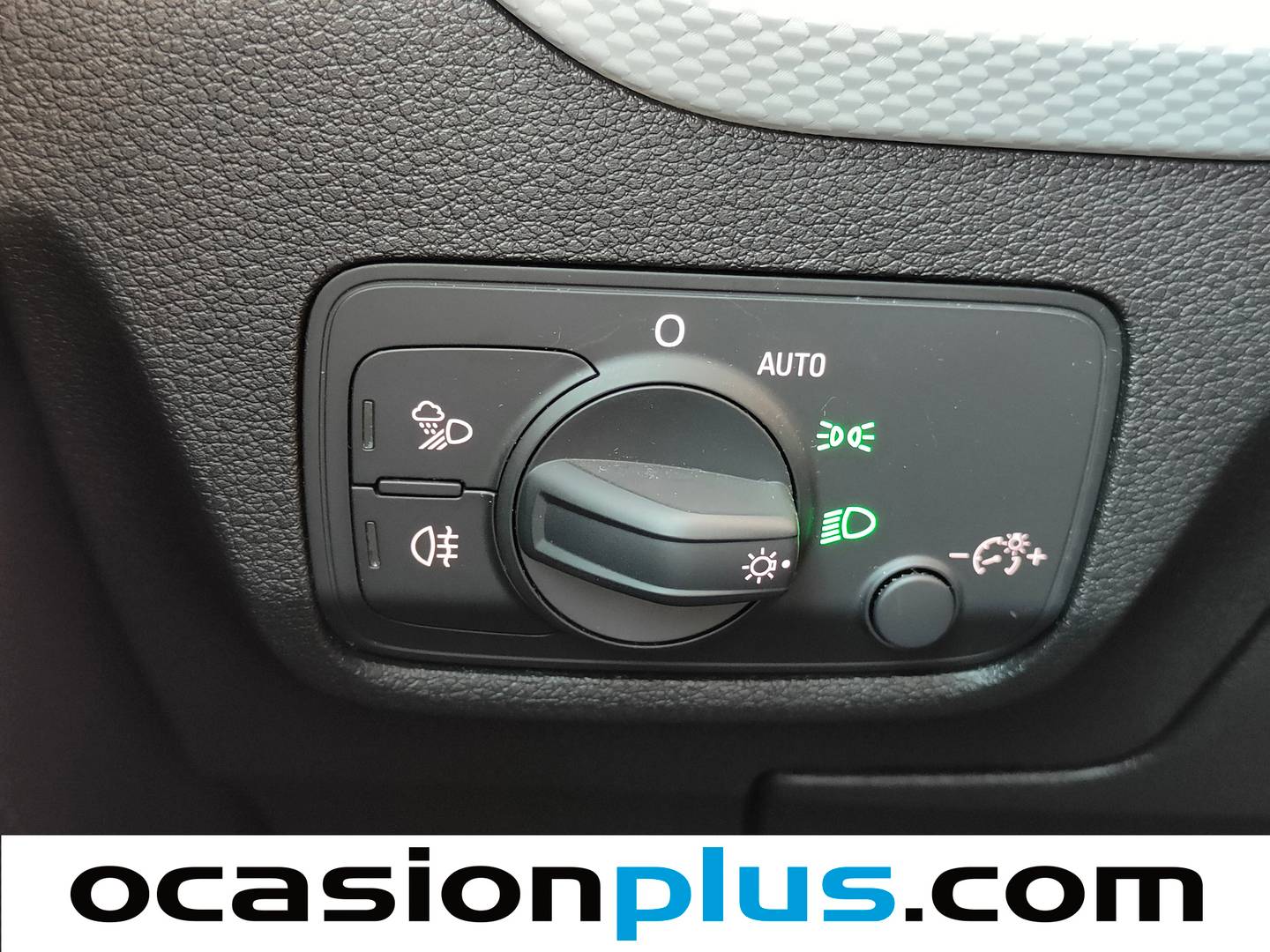 Acabados Audi Q2 Audi Q2 Design Edition 1.6 TDI (116 CV)