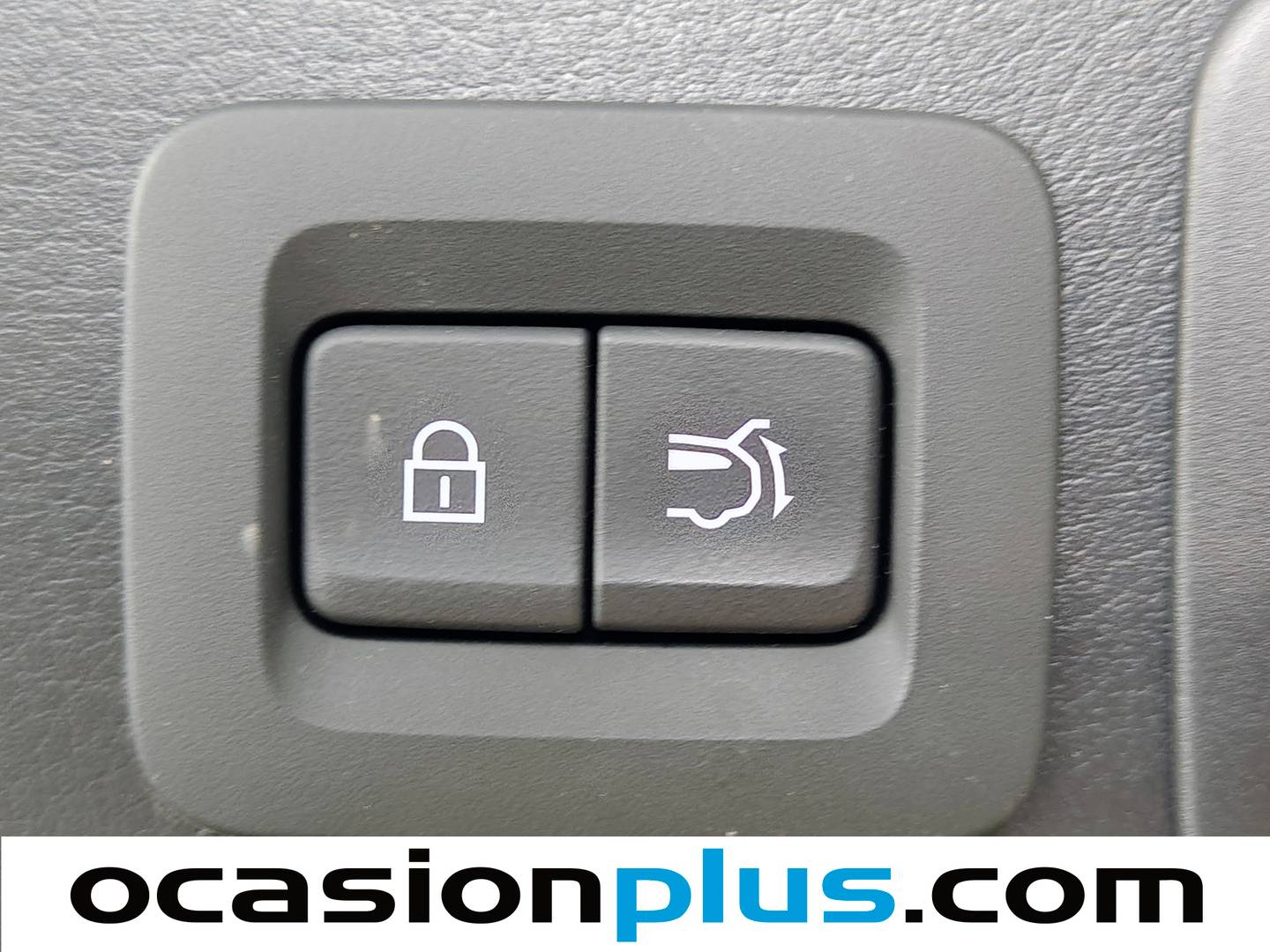 Paquetes del Mazda CX-30 Mazda CX-30 e-Sky X MHEV AT Exclusive-Line Plus (186 CV)