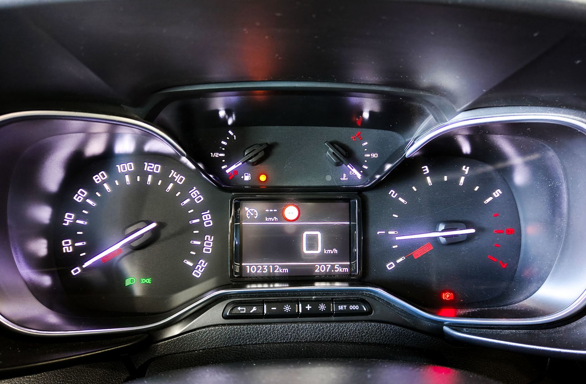 Citroën Berlingo BlueHDi 100 Talla M Shine - foto 25