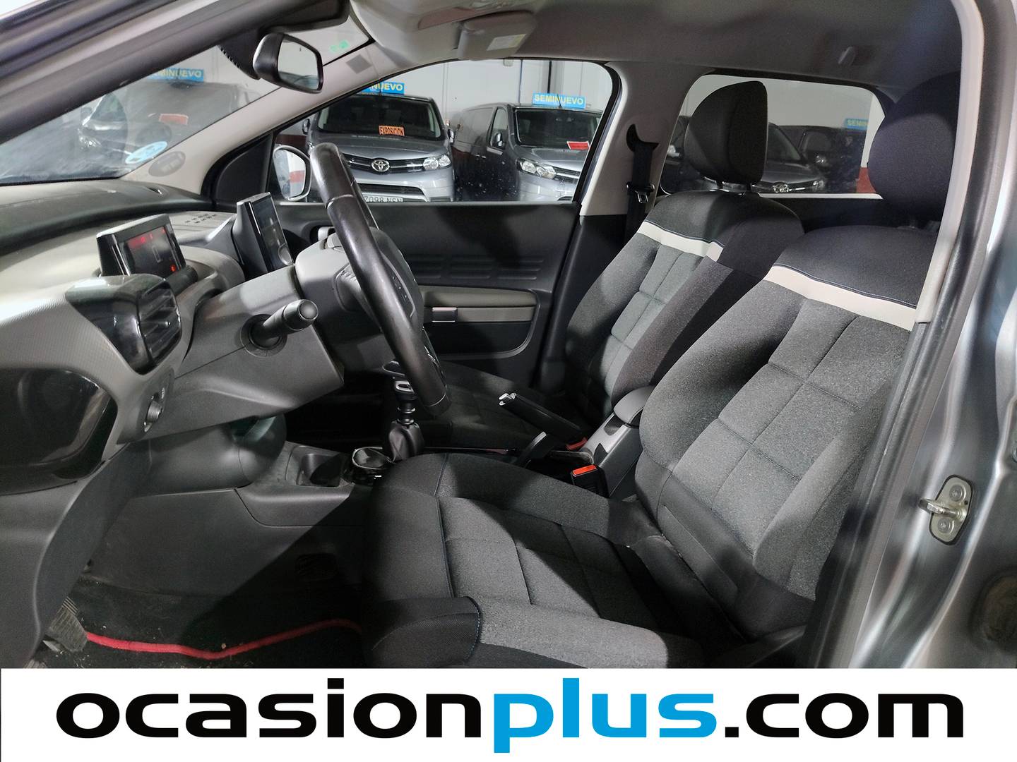 Foto asientos delanteros Citroën C4 Cactus Citroën C4 Cactus BlueHDi 100 S&S Shine Pack (102 CV)