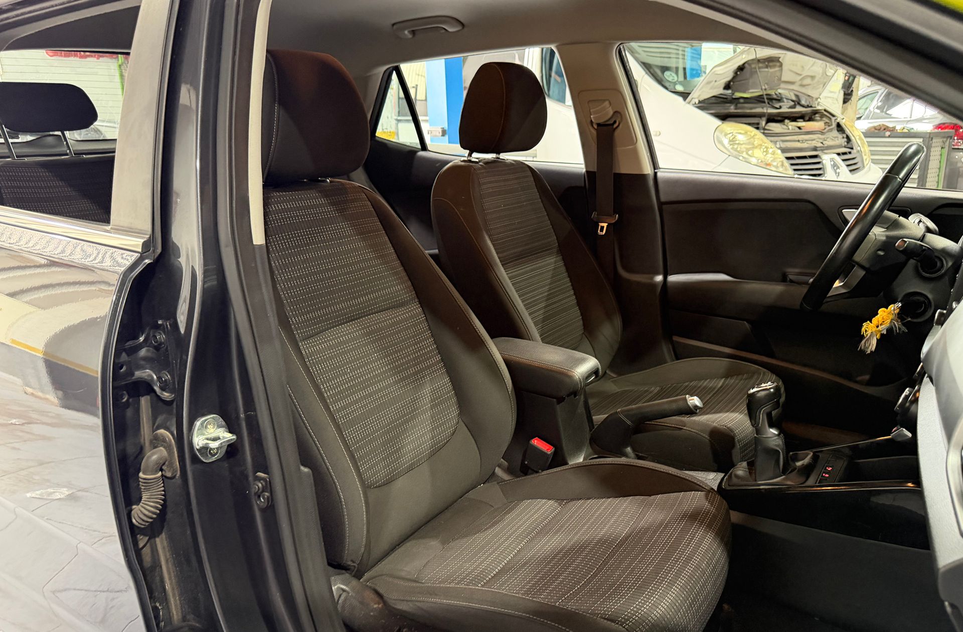 Kia Stonic 1.0 T-GDi Drive - foto 18