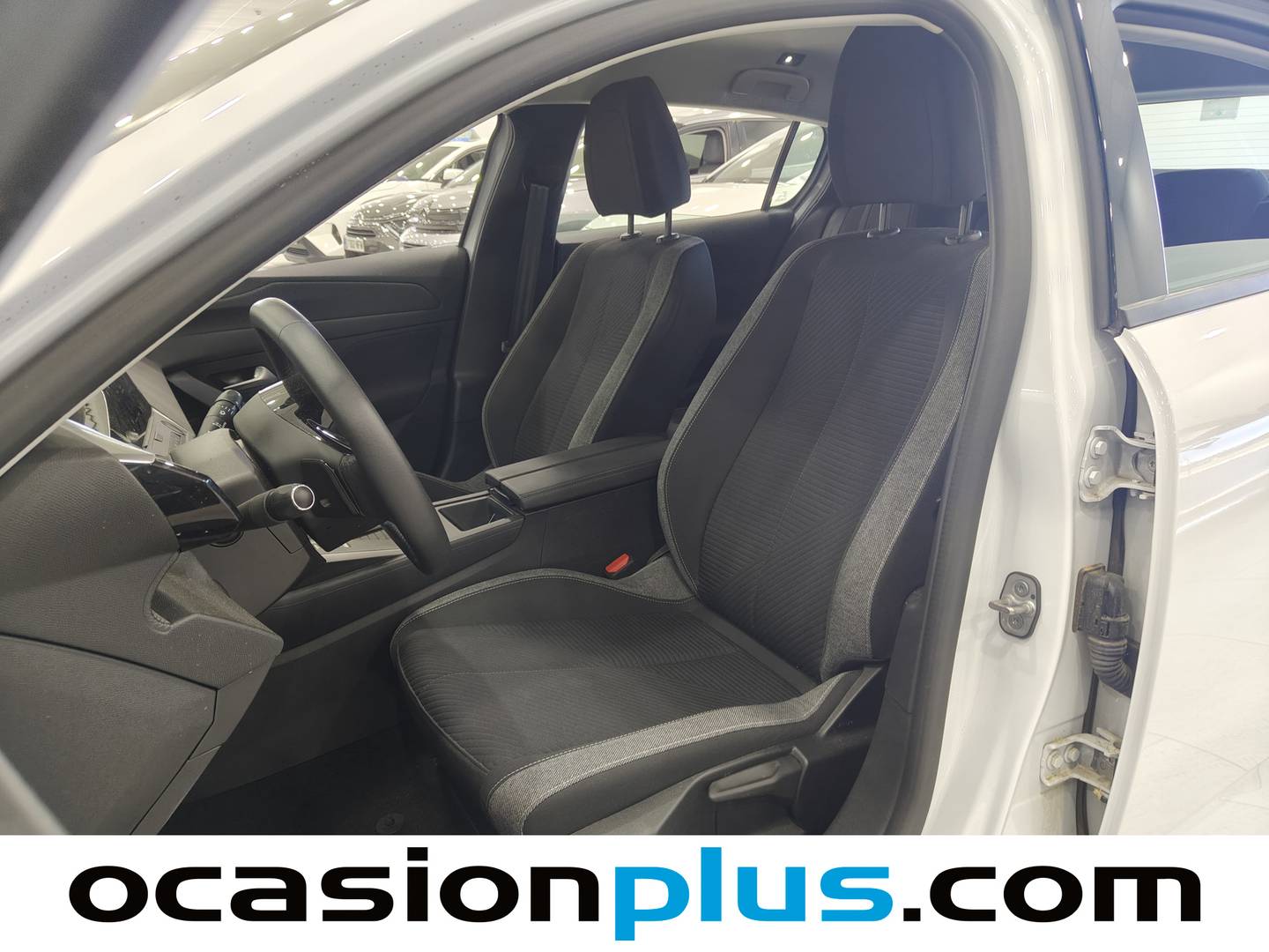 Foto Peugeot 308 Peugeot 308 PureTech 130 S&S Active Pack EAT8  (130 CV)