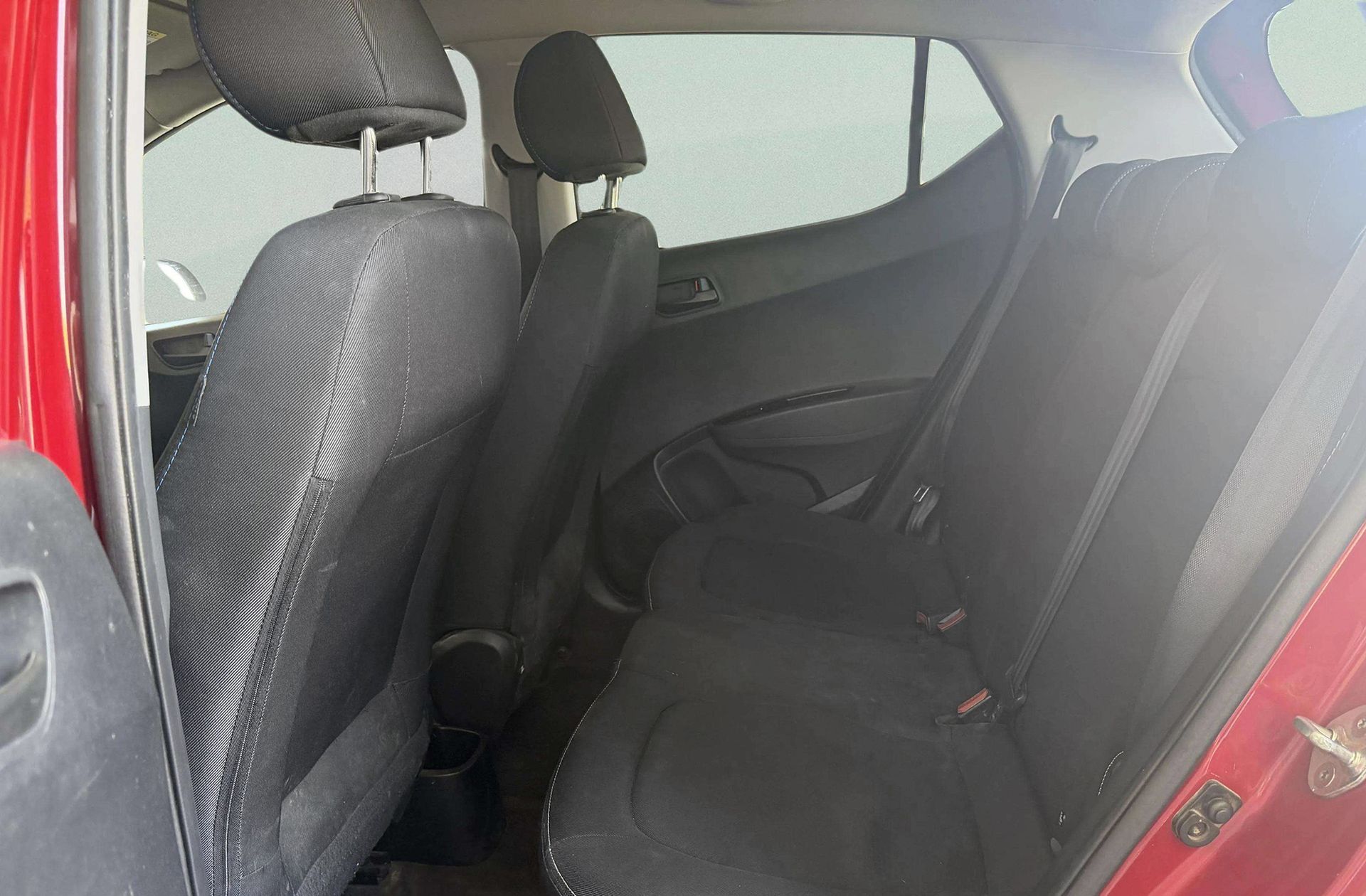 Hyundai i10 1.0 Go - foto 9