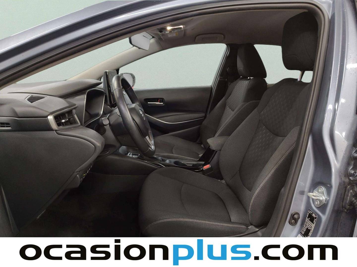 Foto asientos delanteros Toyota Corolla Toyota Corolla 140H Style (140 CV)