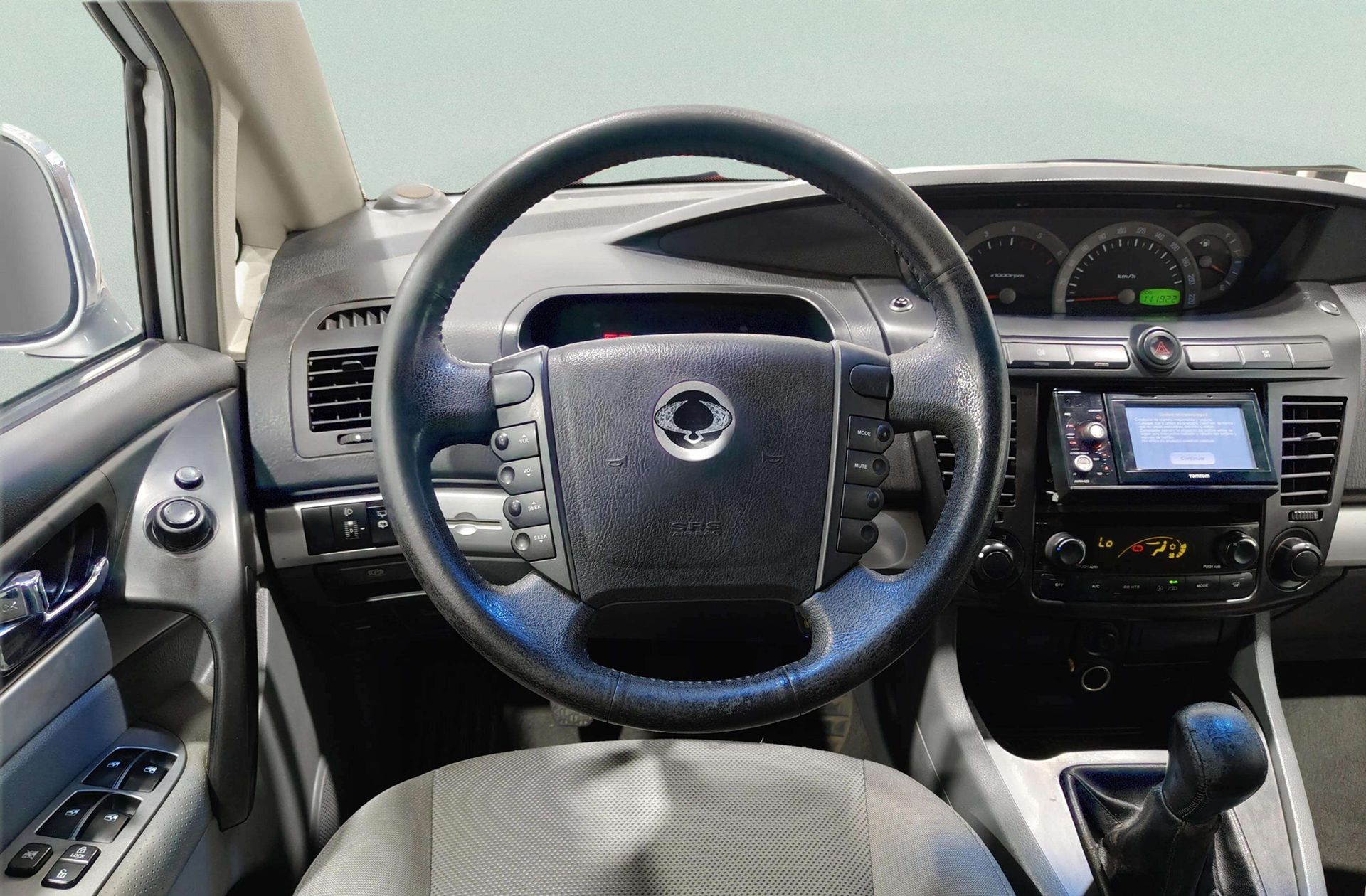 SsangYong Rodius 270 Xdi Limited - foto 22