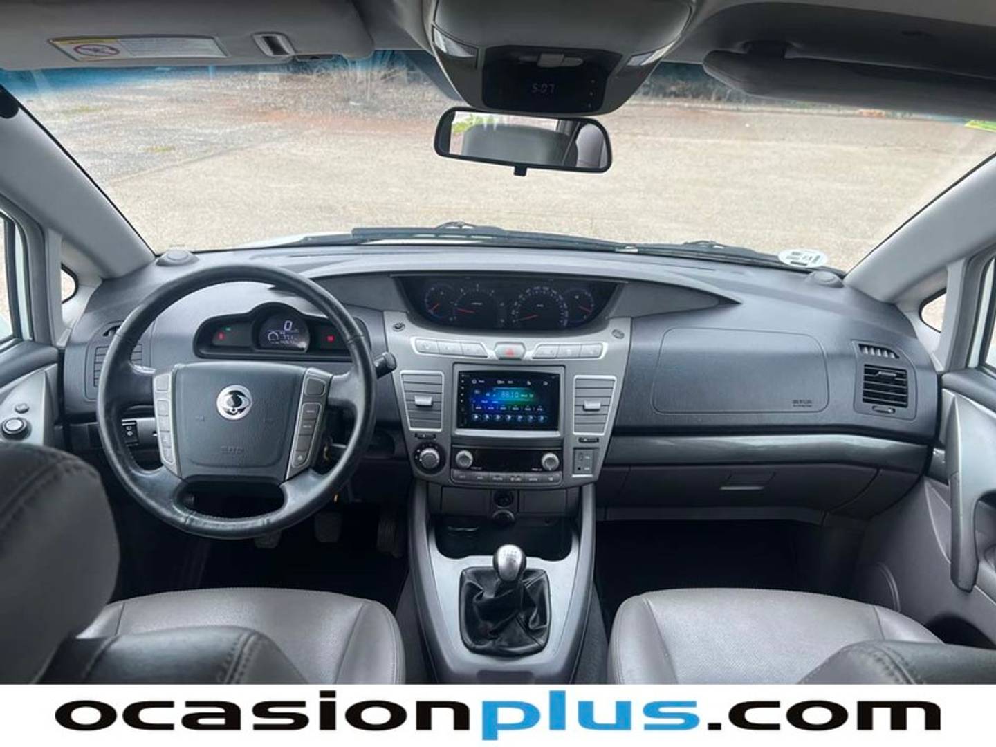 Foto SsangYong Rodius Ssangyong Rodius 2.0 e-Xdi Limited (155 CV)