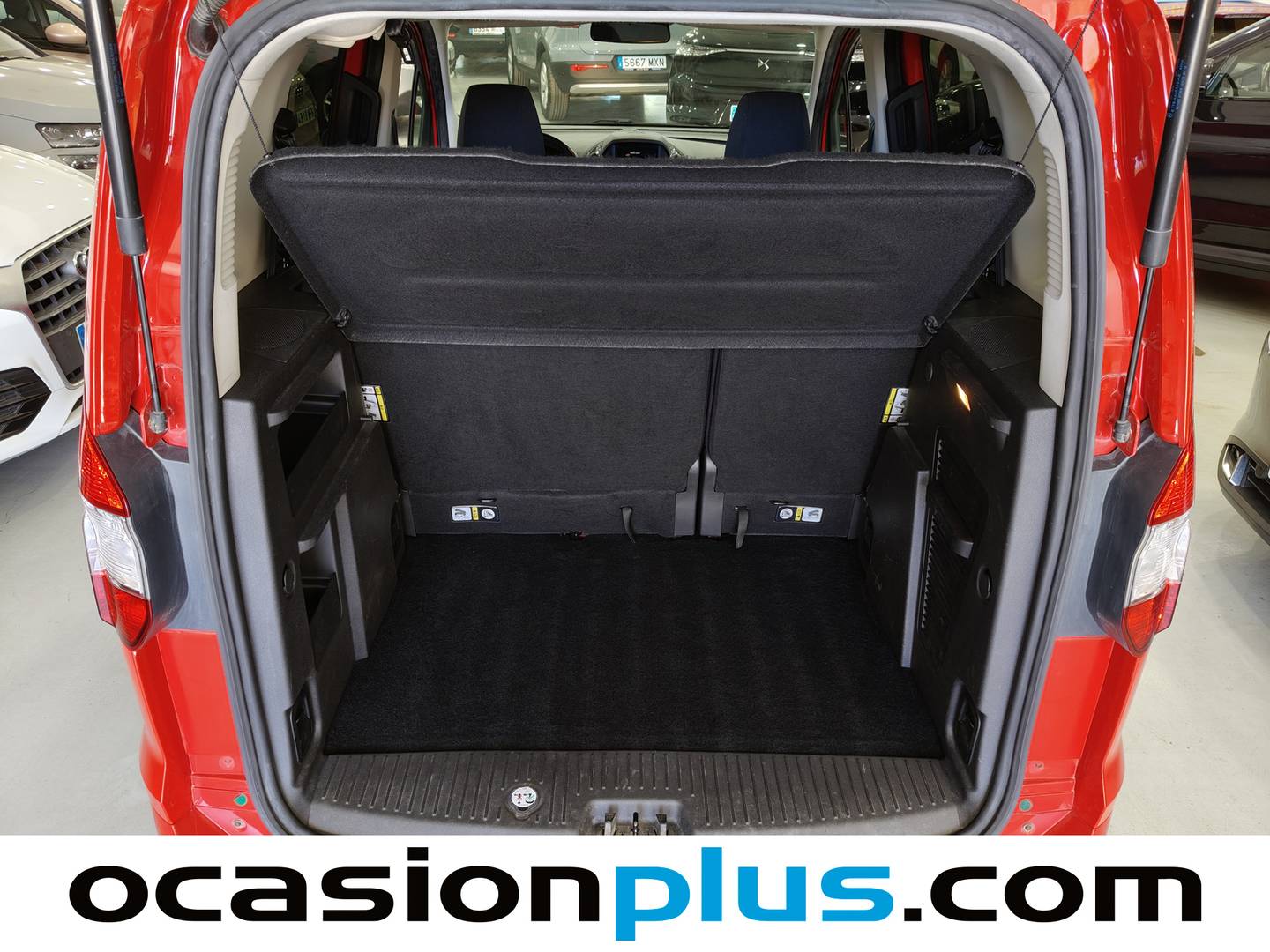 Foto asientos delanteros Ford Tourneo Courier Ford Tourneo Courier 1.0 EcoBoost Sport (100 CV)