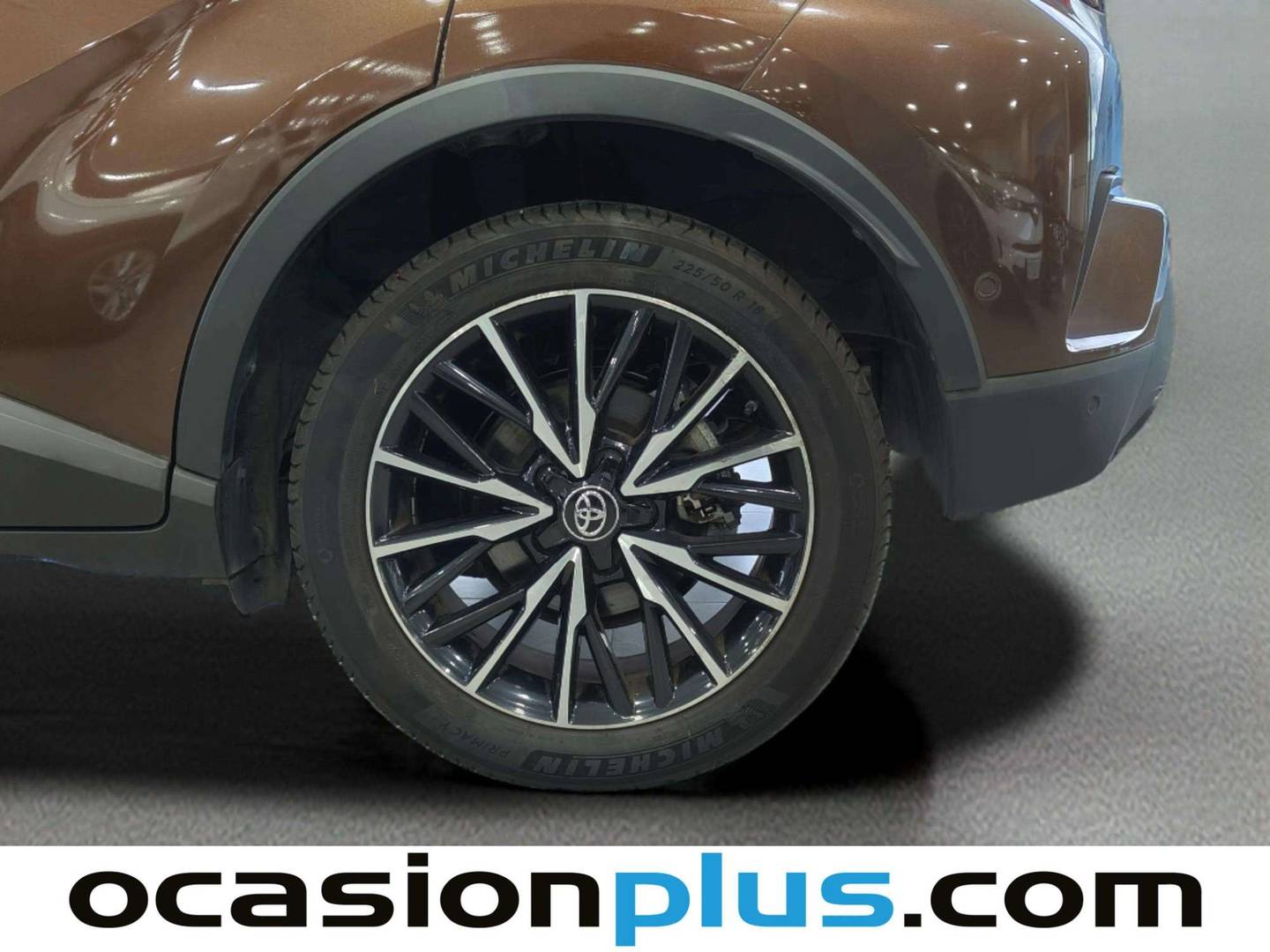 Foto Toyota C-HR Toyota C-HR 1.8 125H Advance (122 CV)