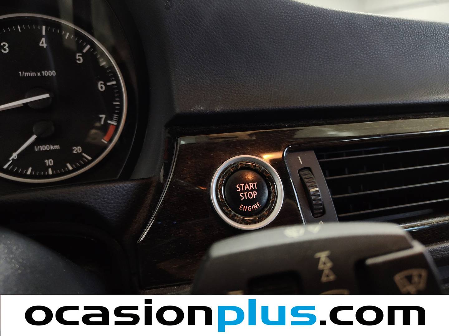 Acabados BMW Serie 3 BMW Serie 3 320i (170 CV)