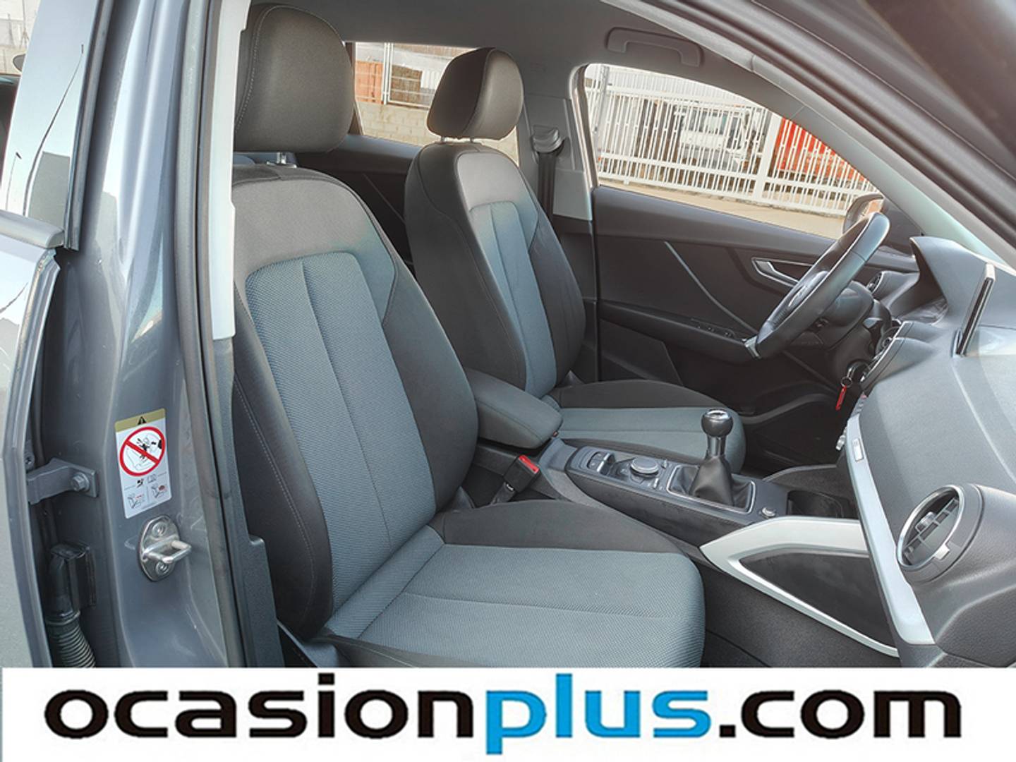 Foto Audi Q2 Audi Q2 design 35 TFSI (150 CV)