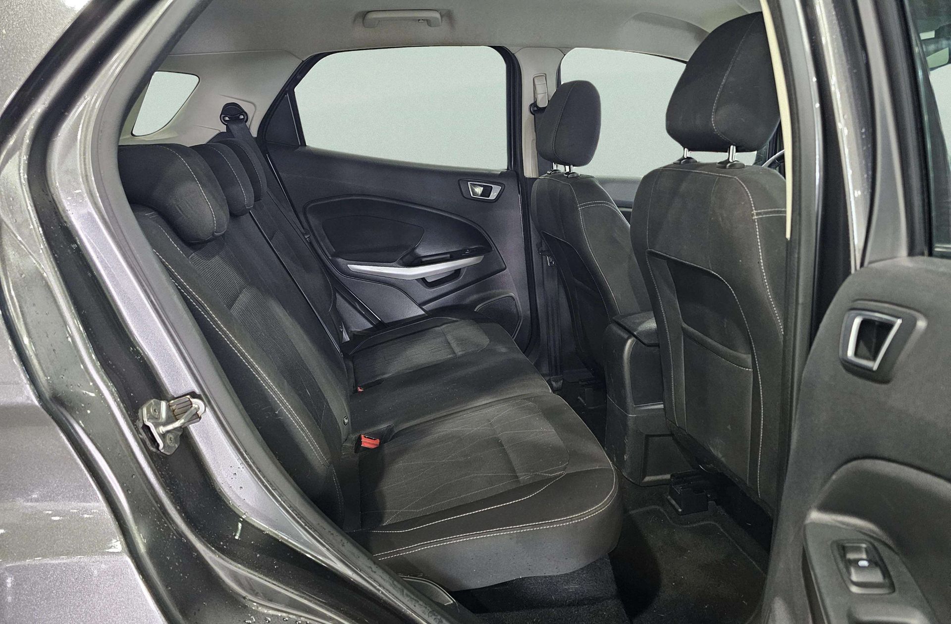 Ford EcoSport 1.5 TDCi Trend+ - foto 18