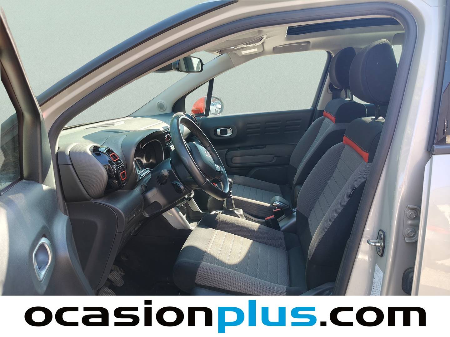 Foto asientos delanteros Citroën C3 Aircross Citroën C3 Aircross PureTech (130CV) S&S SHINE