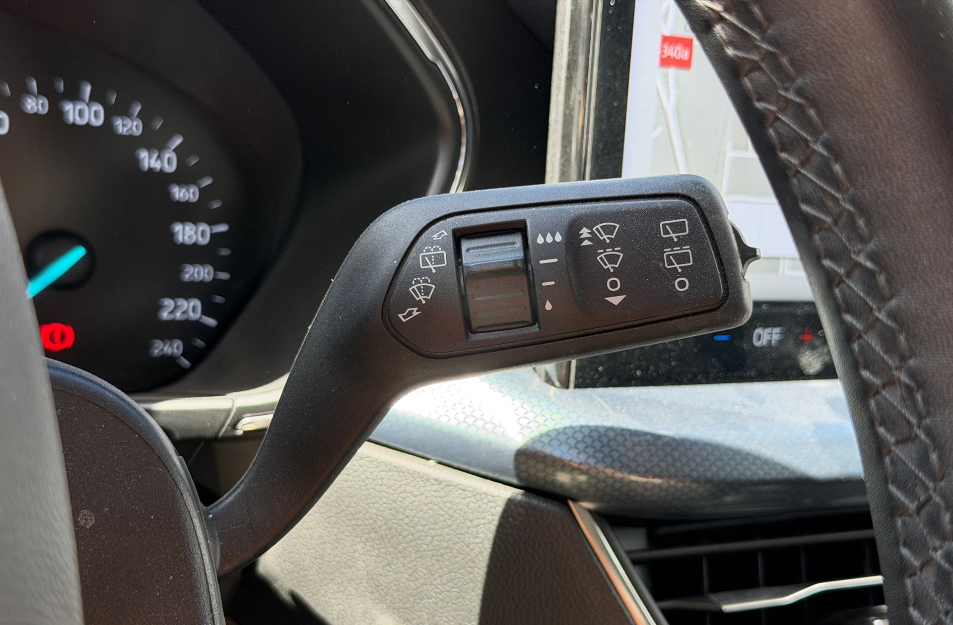Ford Focus 1.0 EcoBoost MHEV Active - foto 28