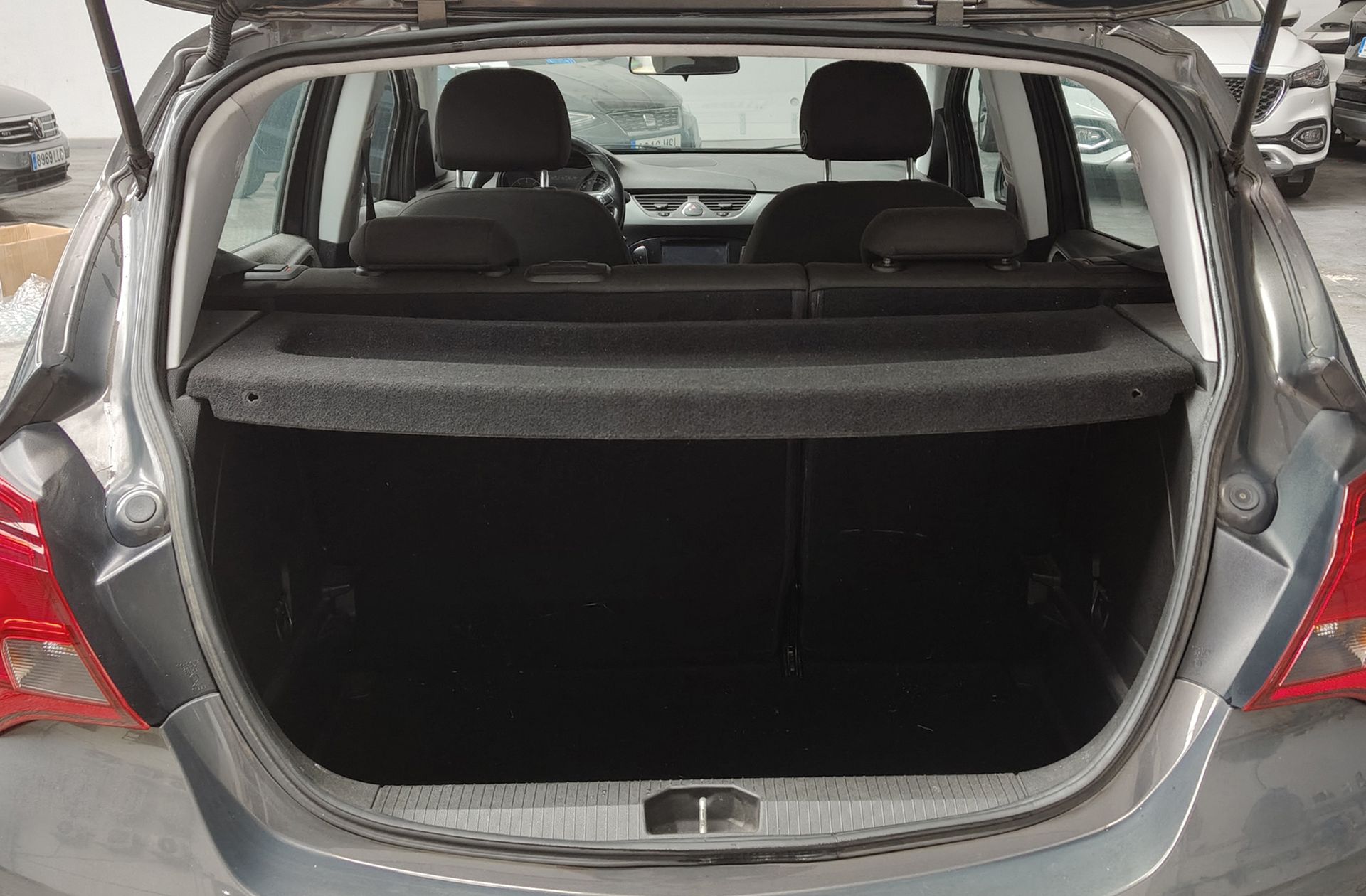 Opel Corsa 1.4 Selective - foto 11
