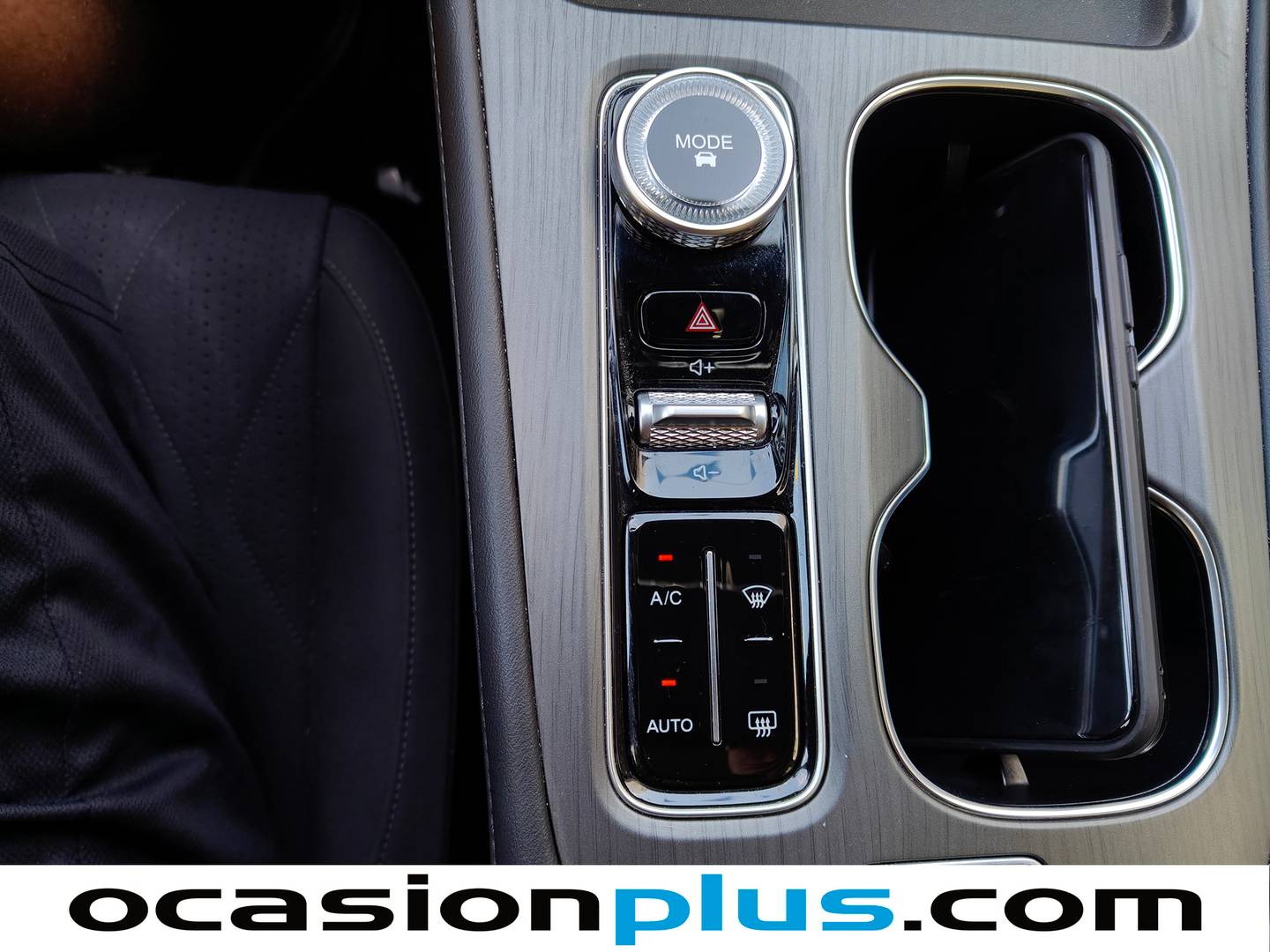 EBRO S800 EBRO S800 1.6 TGDI Premium DCT (147 CV) 7 Plazas automático