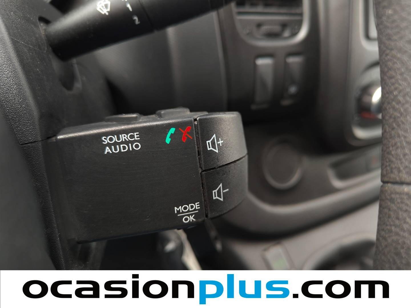 Extras y acabados del Fiat Talento Fiat Talento 2.0 MultiJet Base Corto (120 CV)