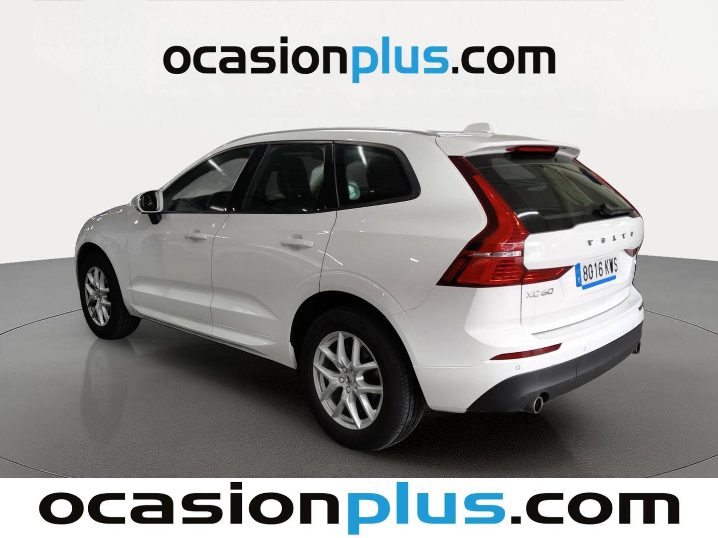 Foto delantera Volvo XC60 Volvo XC60 D4 Momentum Auto (190 CV) derecha