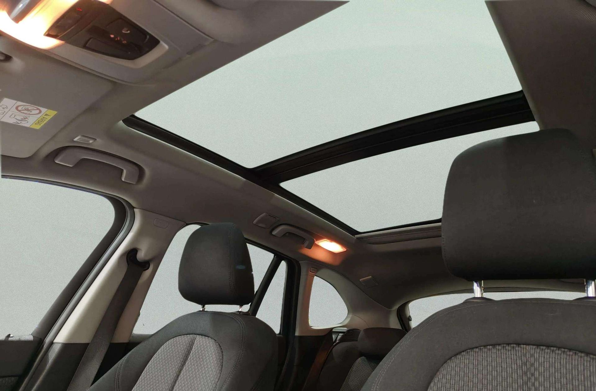 BMW X1 sDrive18i - foto 6