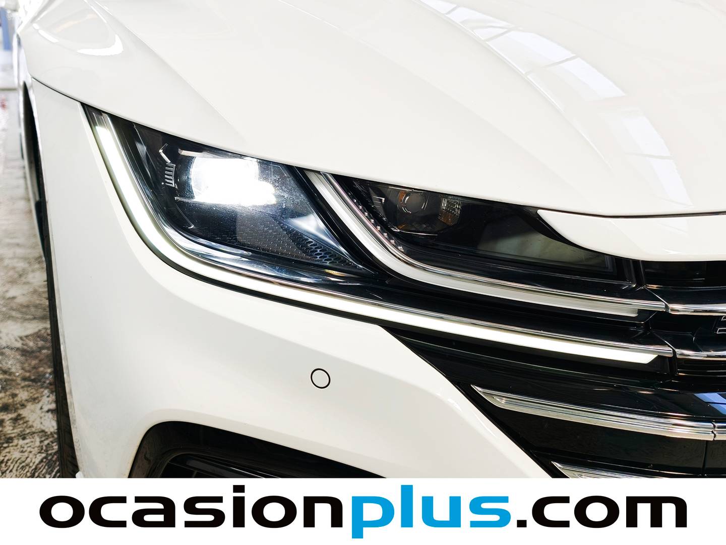 Volkswagen Arteon Volkswagen Arteon R-Line 2.0 TDI  (150 CV) DSG km 0