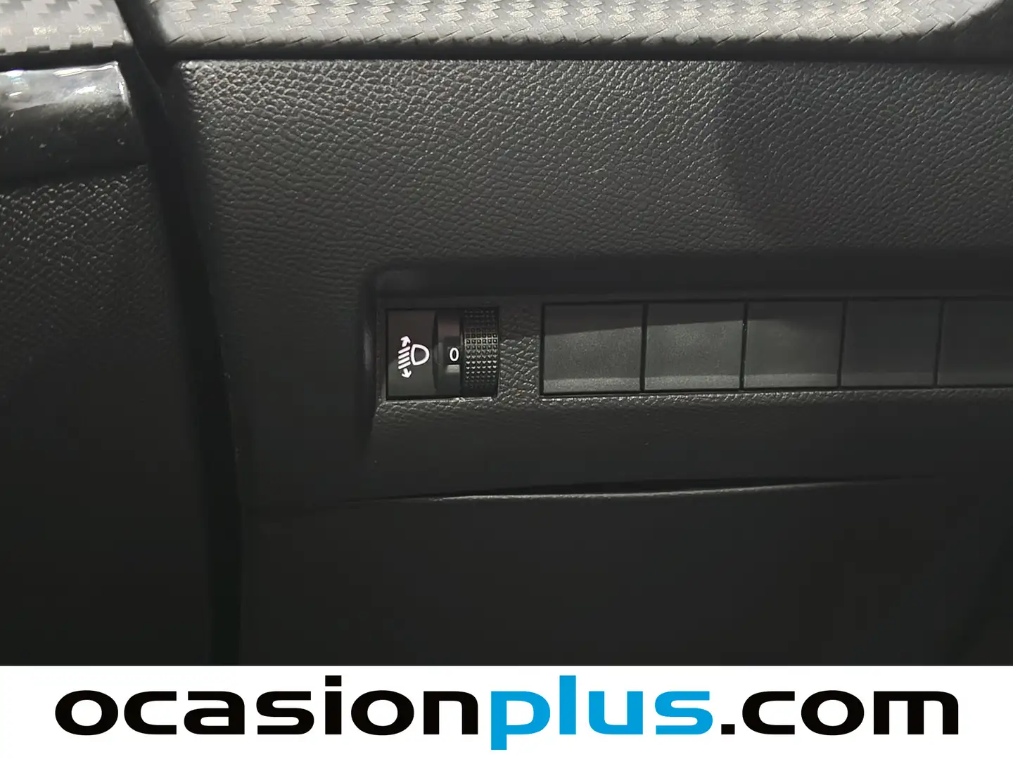 Foto Peugeot 208 Peugeot 208 PureTech 100 Allure (100 CV)