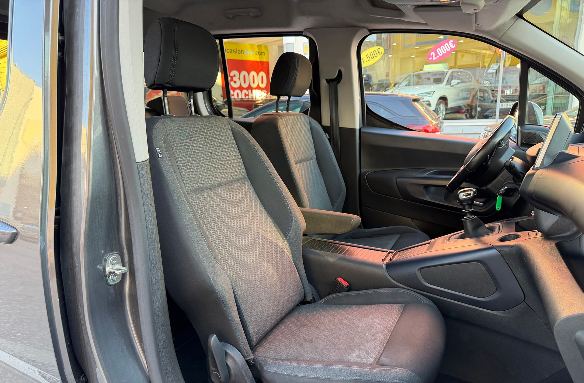 Peugeot Rifter BlueHDi 130 Allure Standard - foto 17