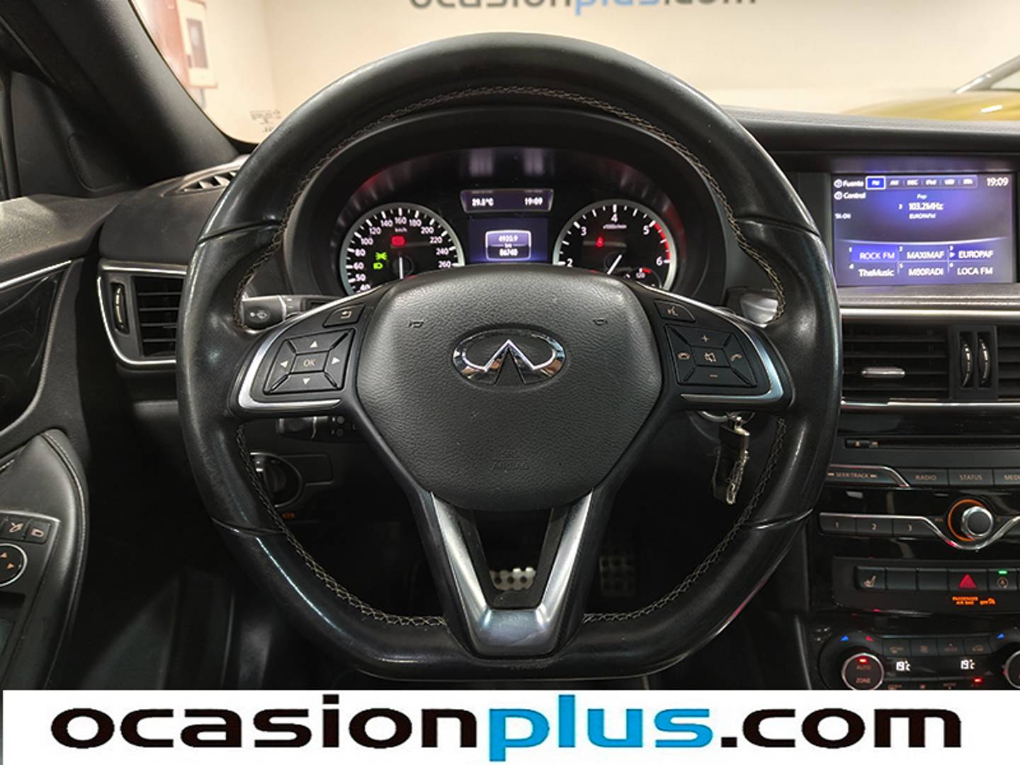 Foto Infiniti Q30 Infiniti Q30 2.2D Sport 7DCT  (170 CV)